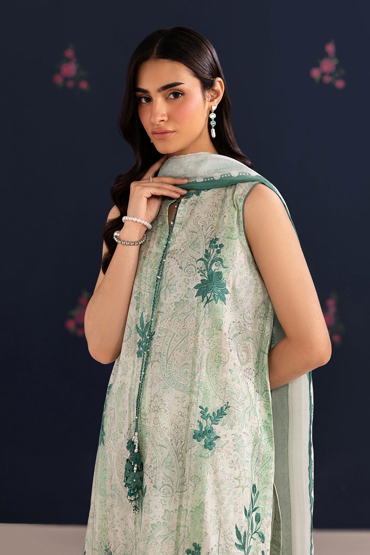 Slub Suit (3-Piece) by Baroque – SF-4456, Photo 3