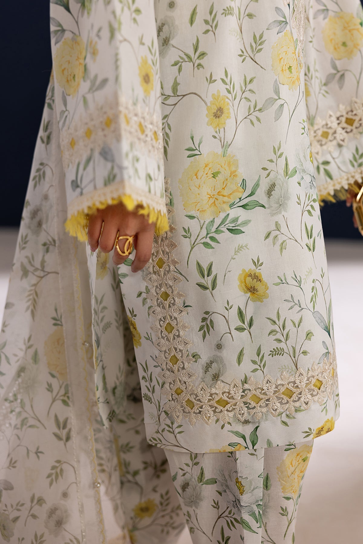 Organza Suit (3-Piece) by Baroque – SF-4460, Photo 5