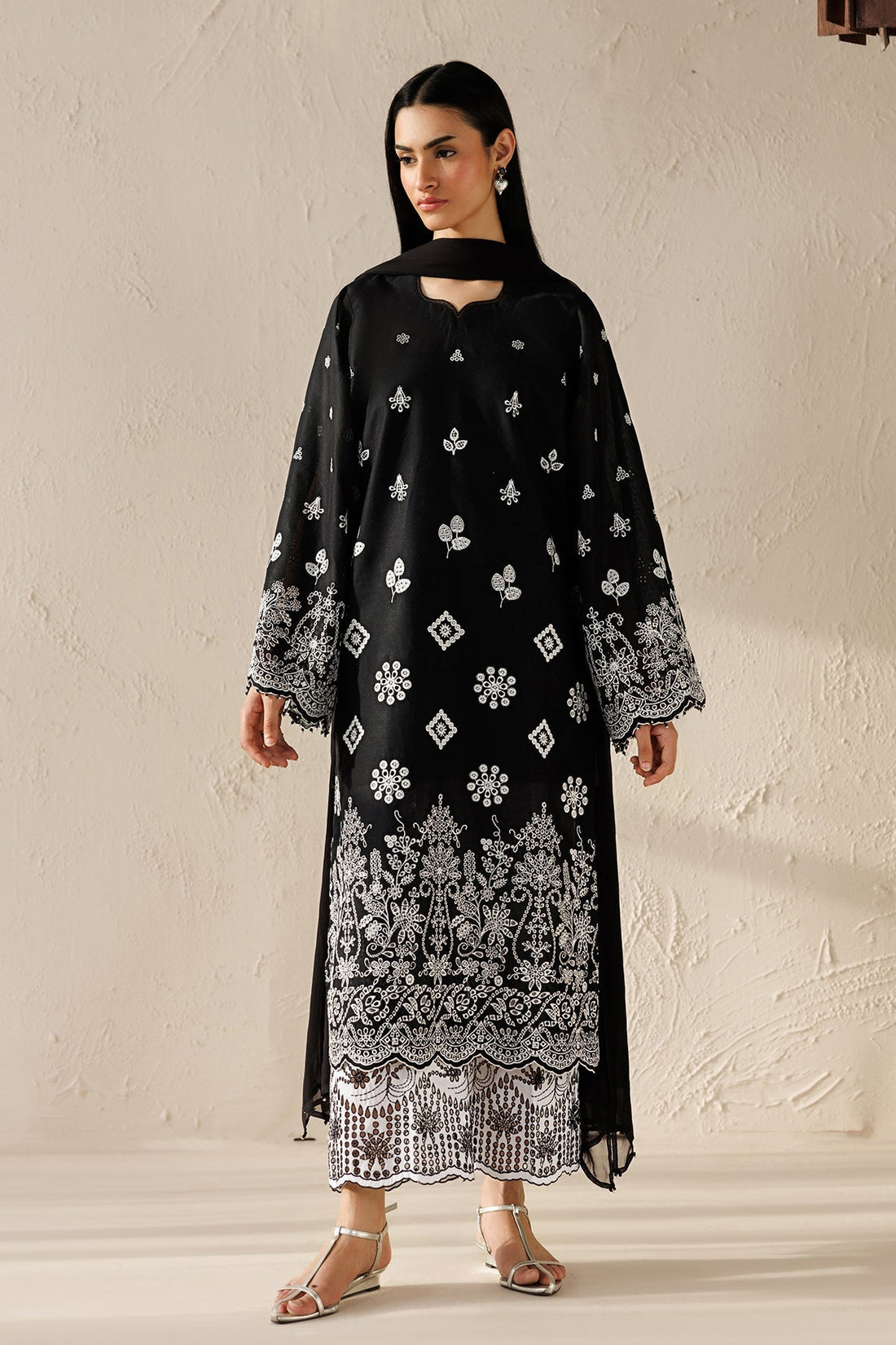 Baroque | Embroidered Lawn | SF-4522 - House Of Hania