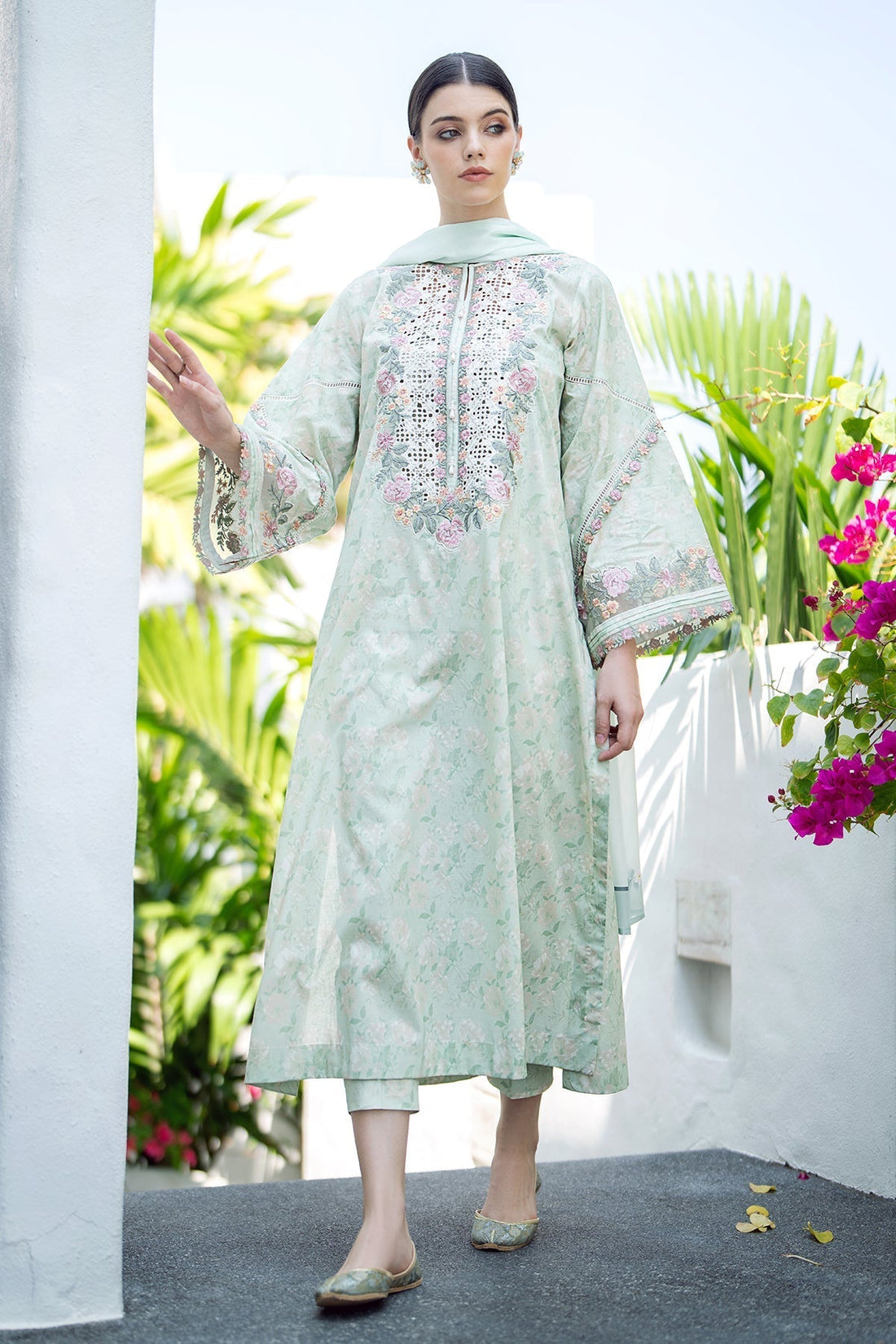 Baroque | Embroidered Lawn | SF-550 - House Of Hania