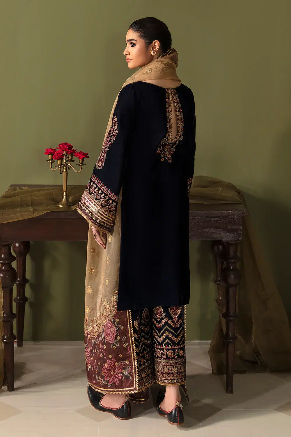 Baroque | Jahanara Luxury Velvet 23 | UF-469 - House Of Hania