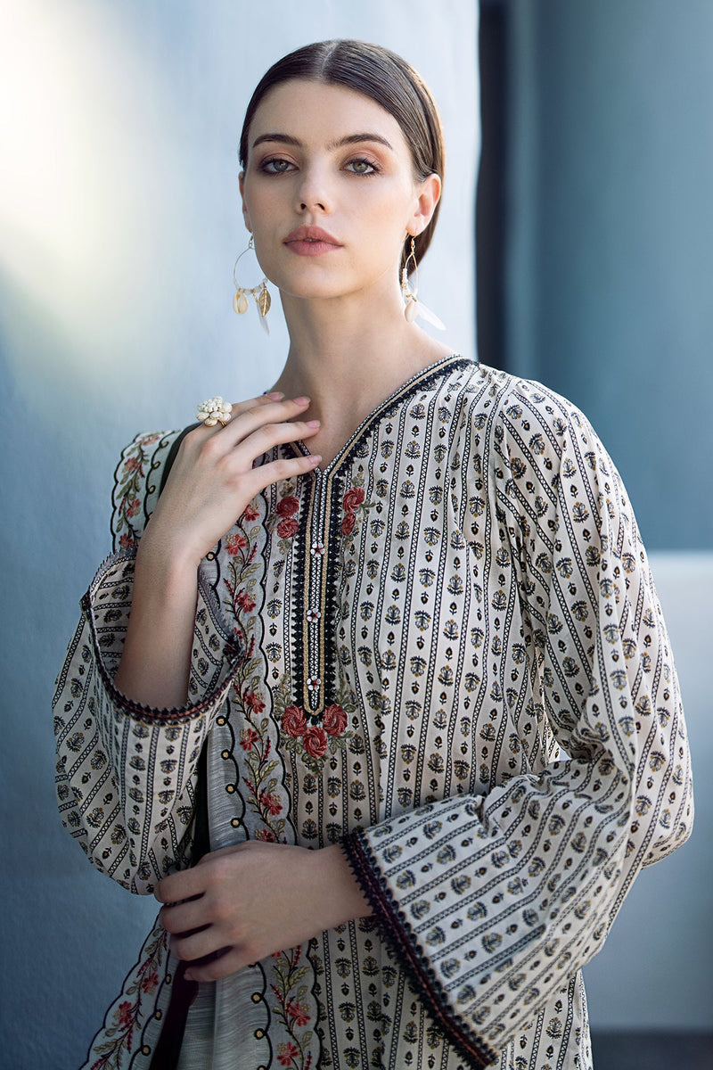 Baroque | Lawn Collection 24 | UF-555 - House Of Hania