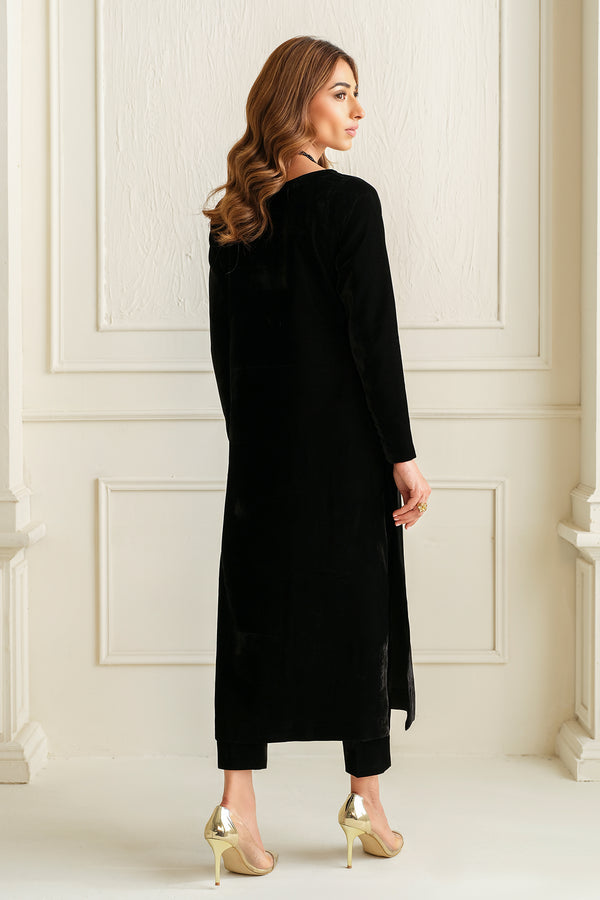 Baroque | Luxury Pret 24 | VELVET SUIT PR-1010 - House Of Hania