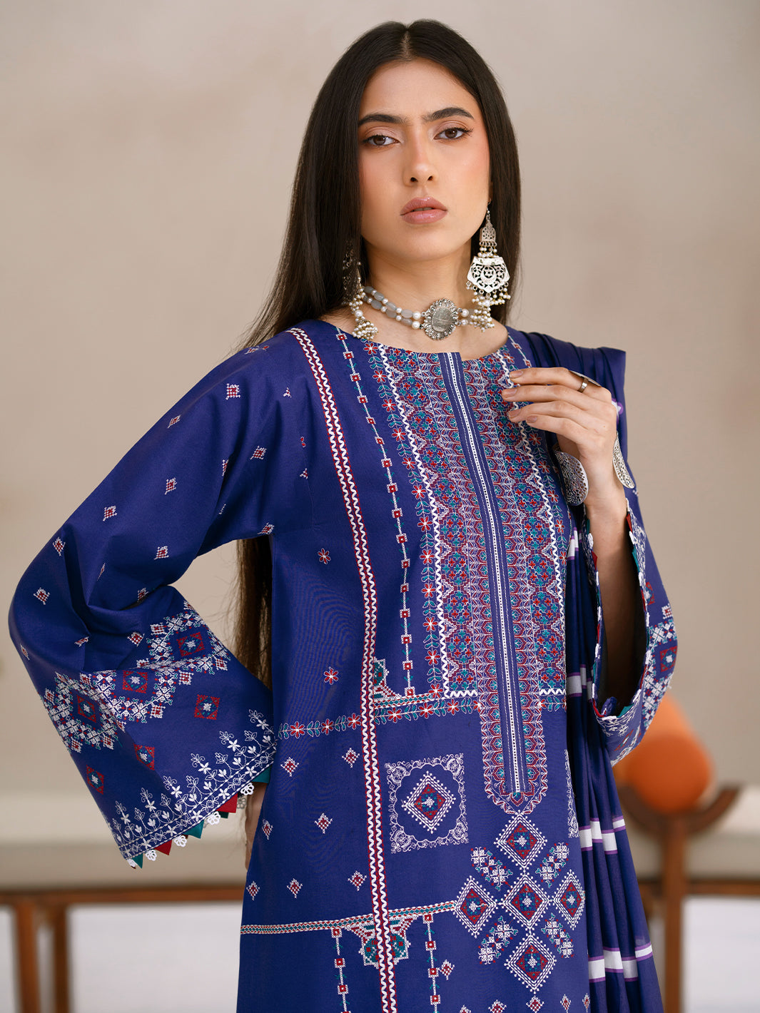 Bin Ilyas | Aaina Summer Edit 25 | 84 - B - House Of Hania