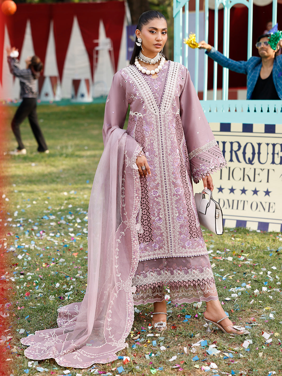 Bin Ilyas | Carnival Summer Edit 25 | 32 - B - House Of Hania