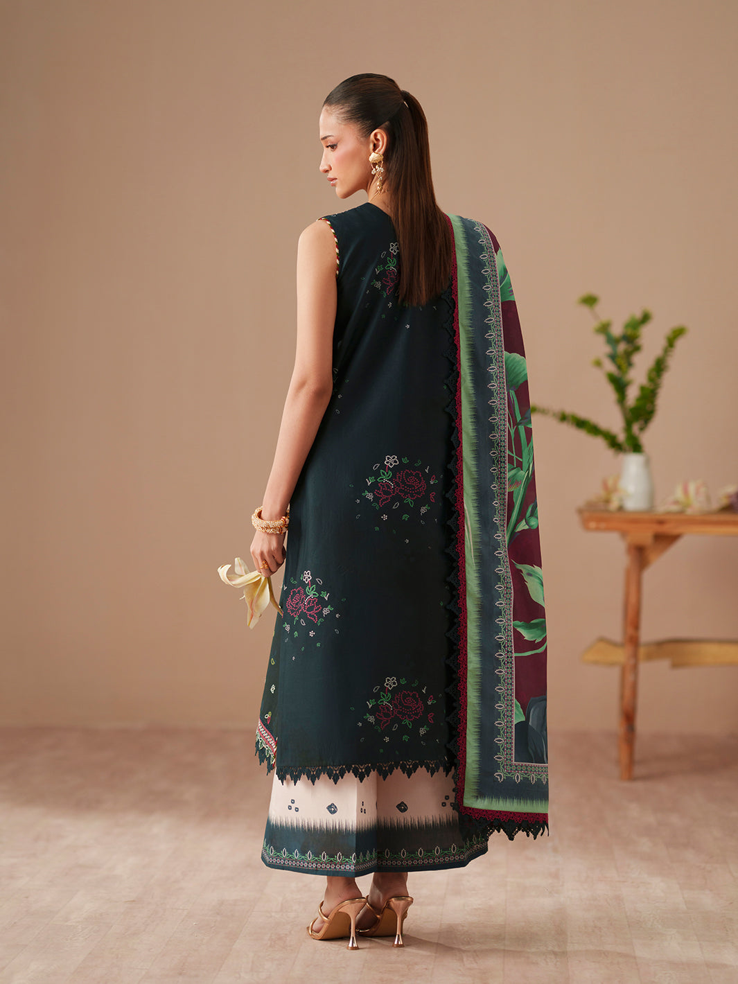 Bin Ilyas | Jojo Summer '26 | 81A | 3 PC Lawn - House Of Hania