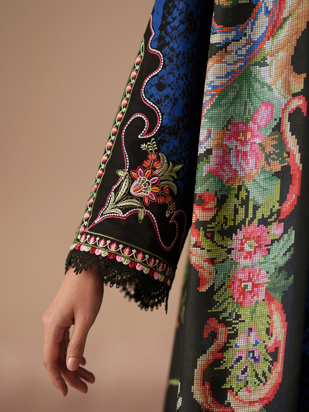 Bin Ilyas | Jojo Summer '26 | 83B | 3 PC Lawn - House Of Hania