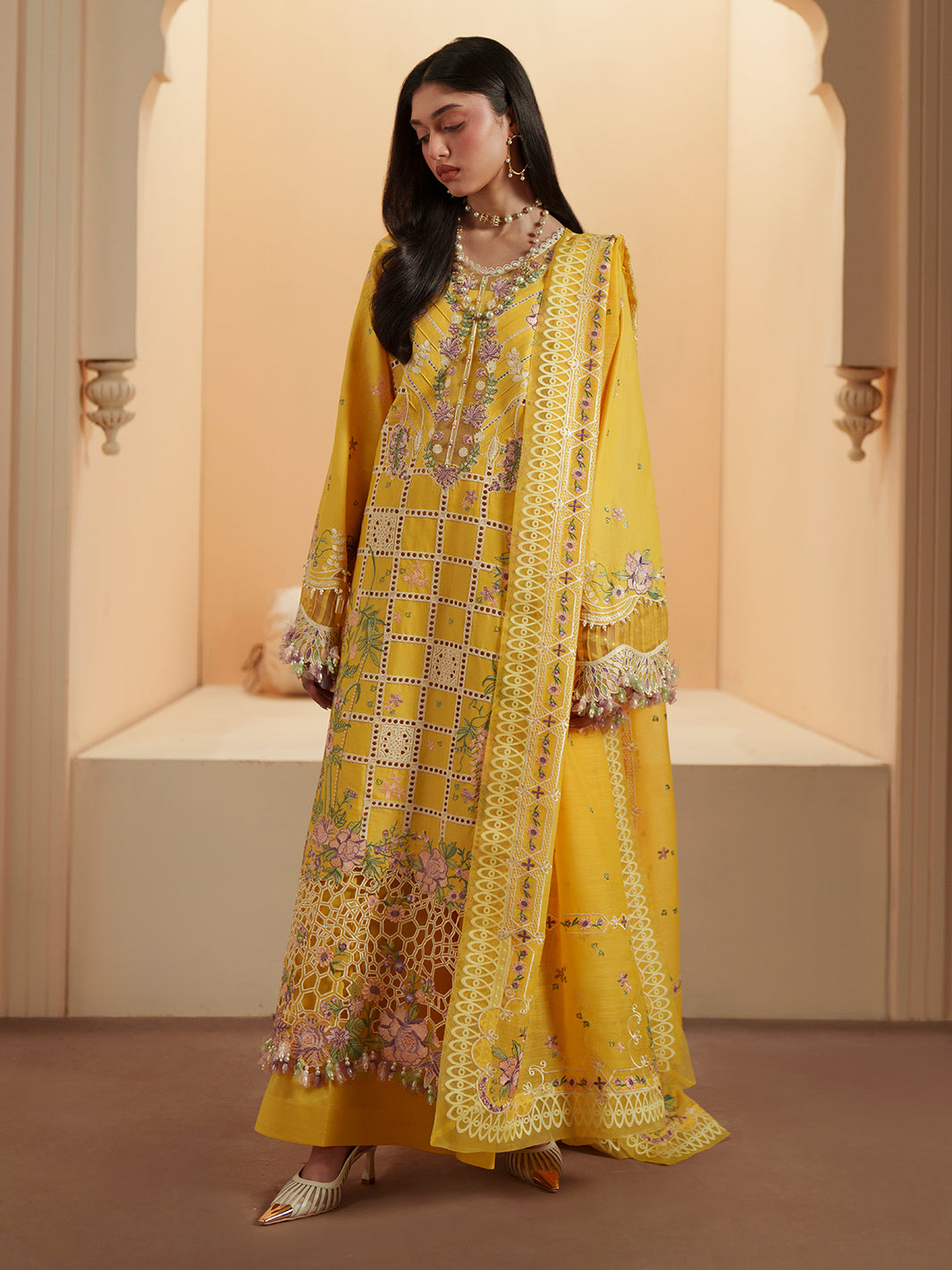 Bin Ilyas | Mashriq Luxury Lawn 26 | D-111-A - House Of Hania