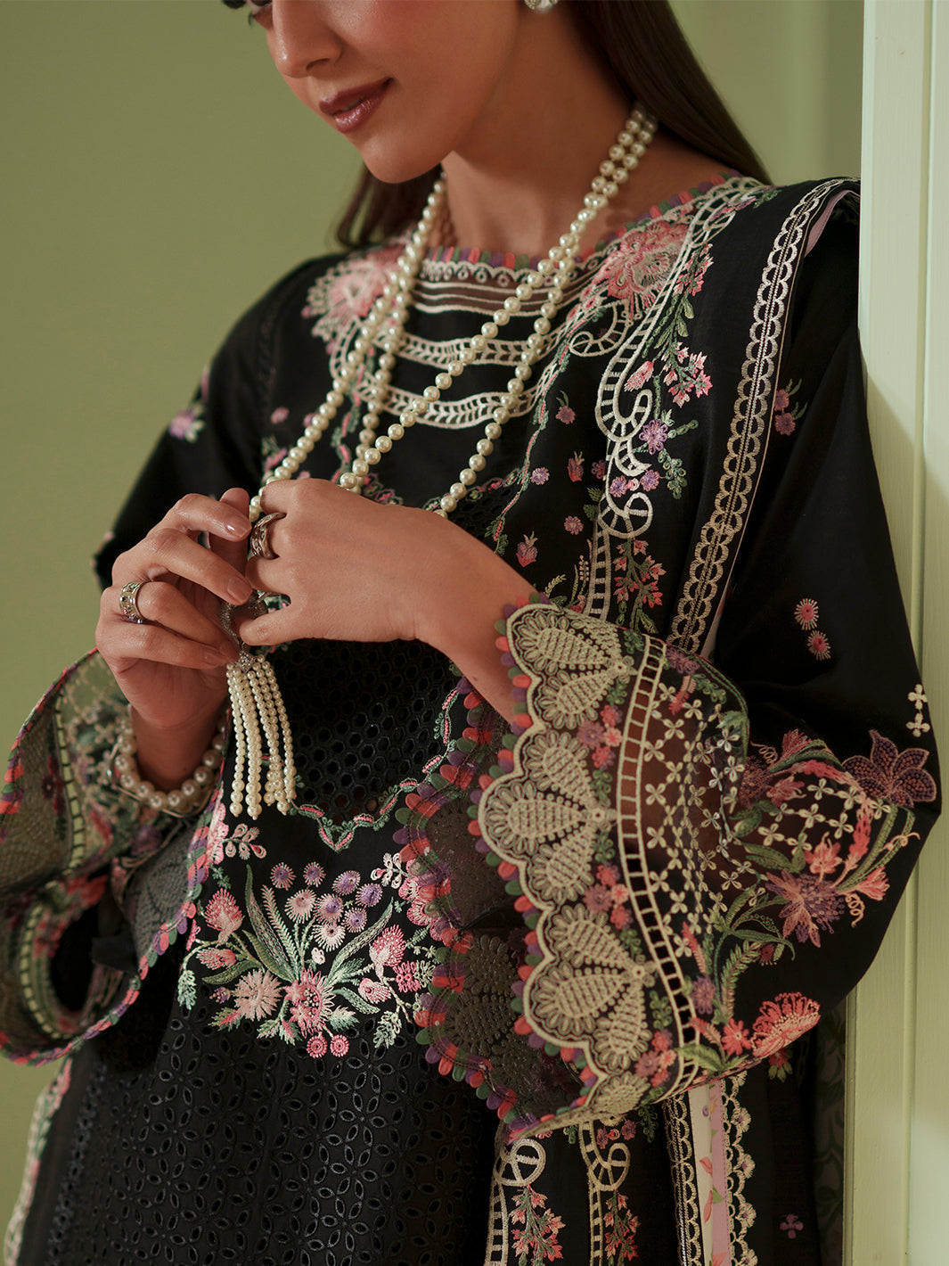 Bin Ilyas | Mashriq Luxury Lawn 26 | D-112-B - House Of Hania