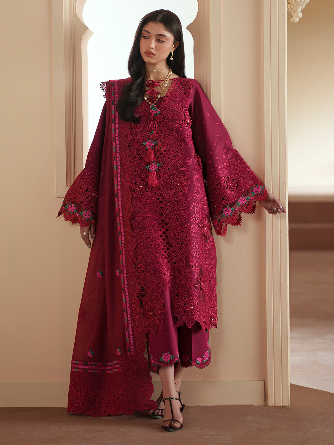 Bin Ilyas | Mashriq Luxury Lawn 26 | D-113-B - House Of Hania