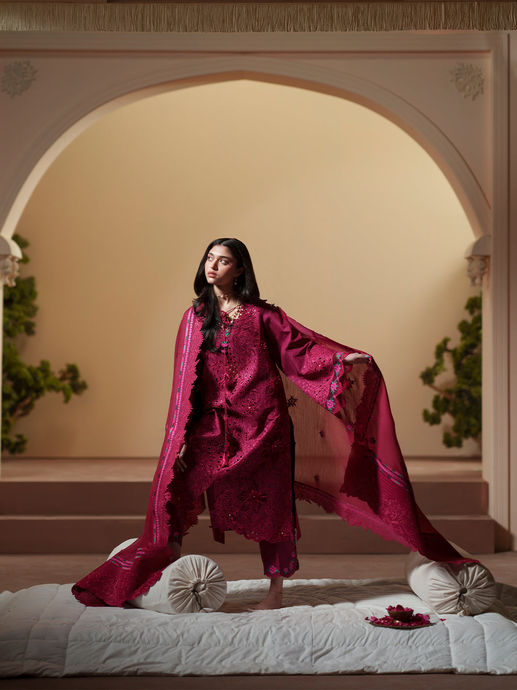 Bin Ilyas | Mashriq Luxury Lawn 26 | D-113-B - House Of Hania