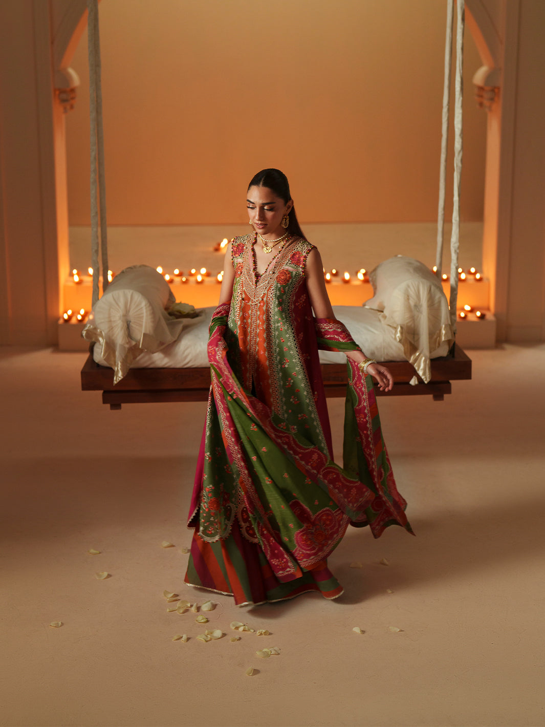 Bin Ilyas | Mashriq Luxury Lawn 26 | D-114-B - House Of Hania