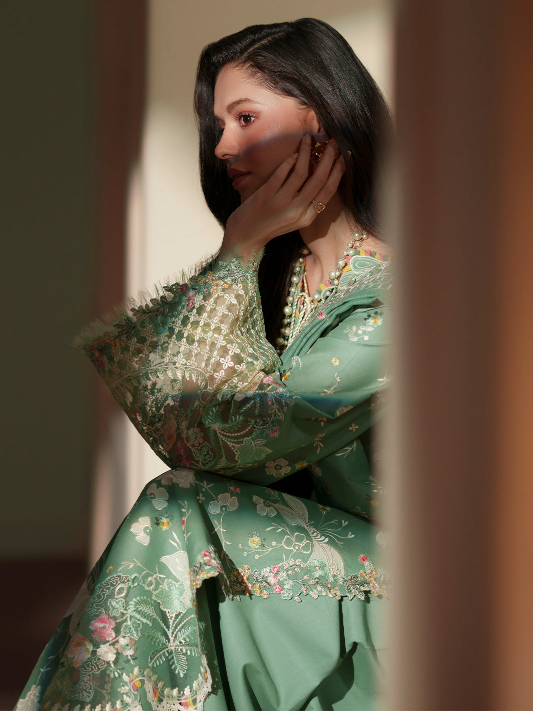 Bin Ilyas | Mashriq Luxury Lawn 26 | D-117-A - House Of Hania