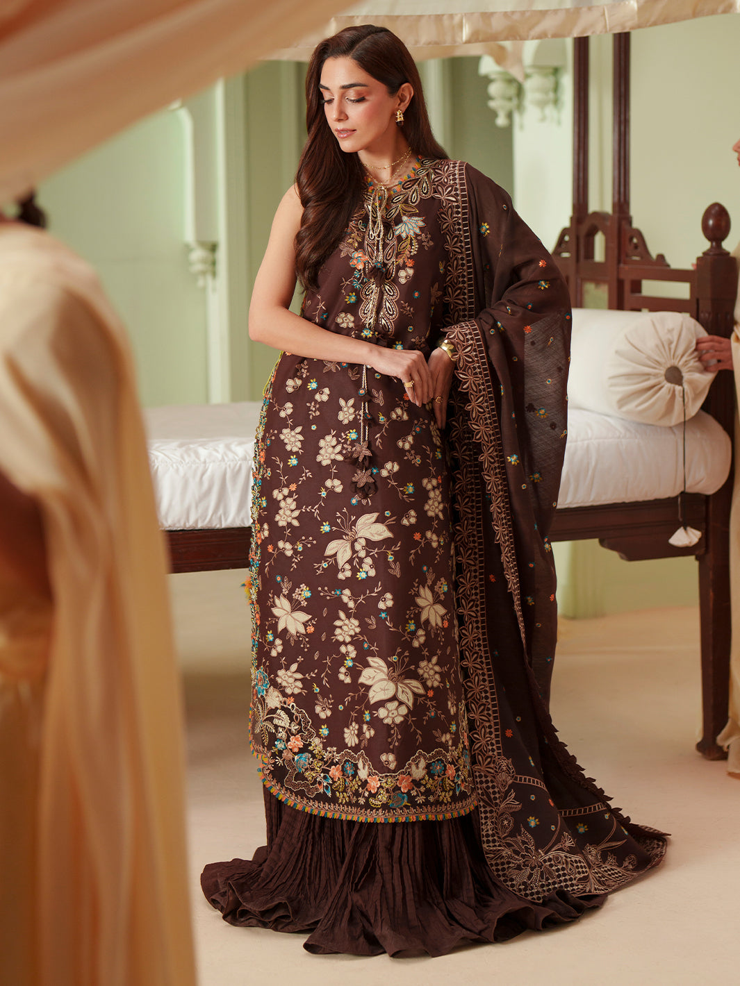 Bin Ilyas | Mashriq Luxury Lawn 26 | D-117-B - House Of Hania