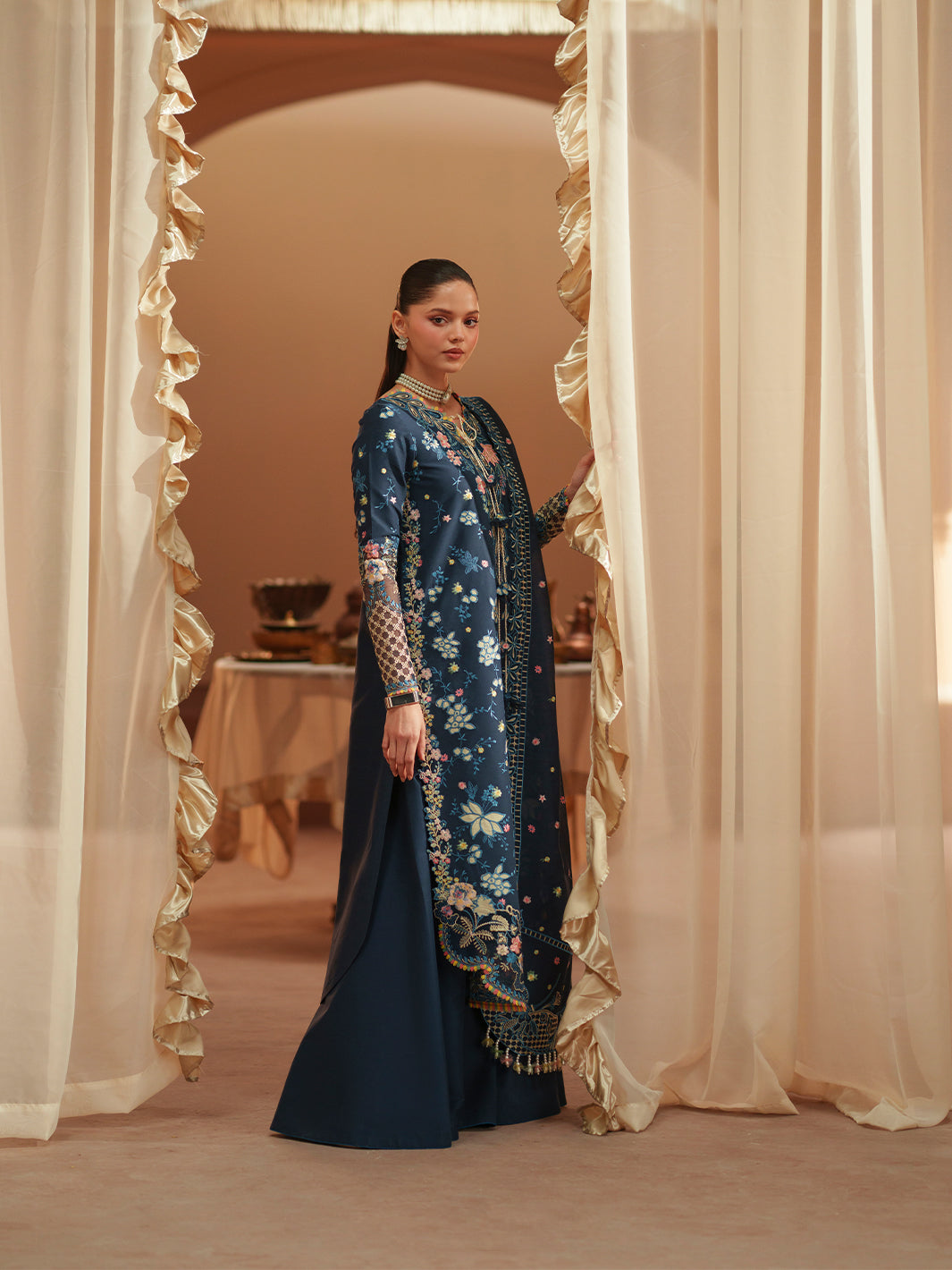 Bin Ilyas | Mashriq Luxury Lawn 26 | D-117-C - House Of Hania