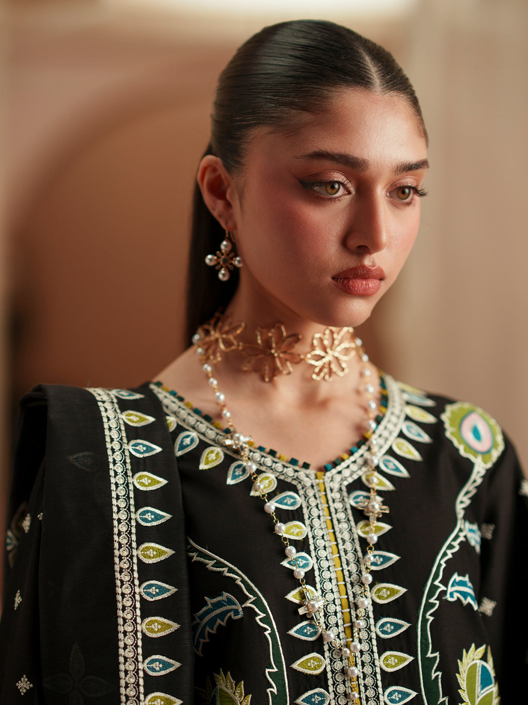 Bin Ilyas | Mashriq Luxury Lawn 26 | D-118-B - House Of Hania