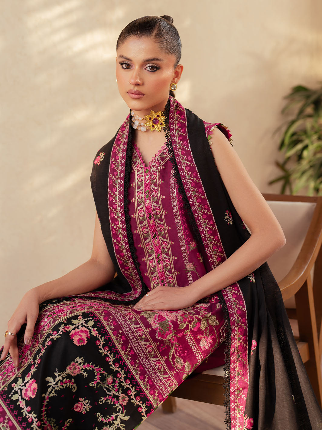 Bin Ilyas | Mehroze Luxury Lawn 25 | 95 - A - House Of Hania