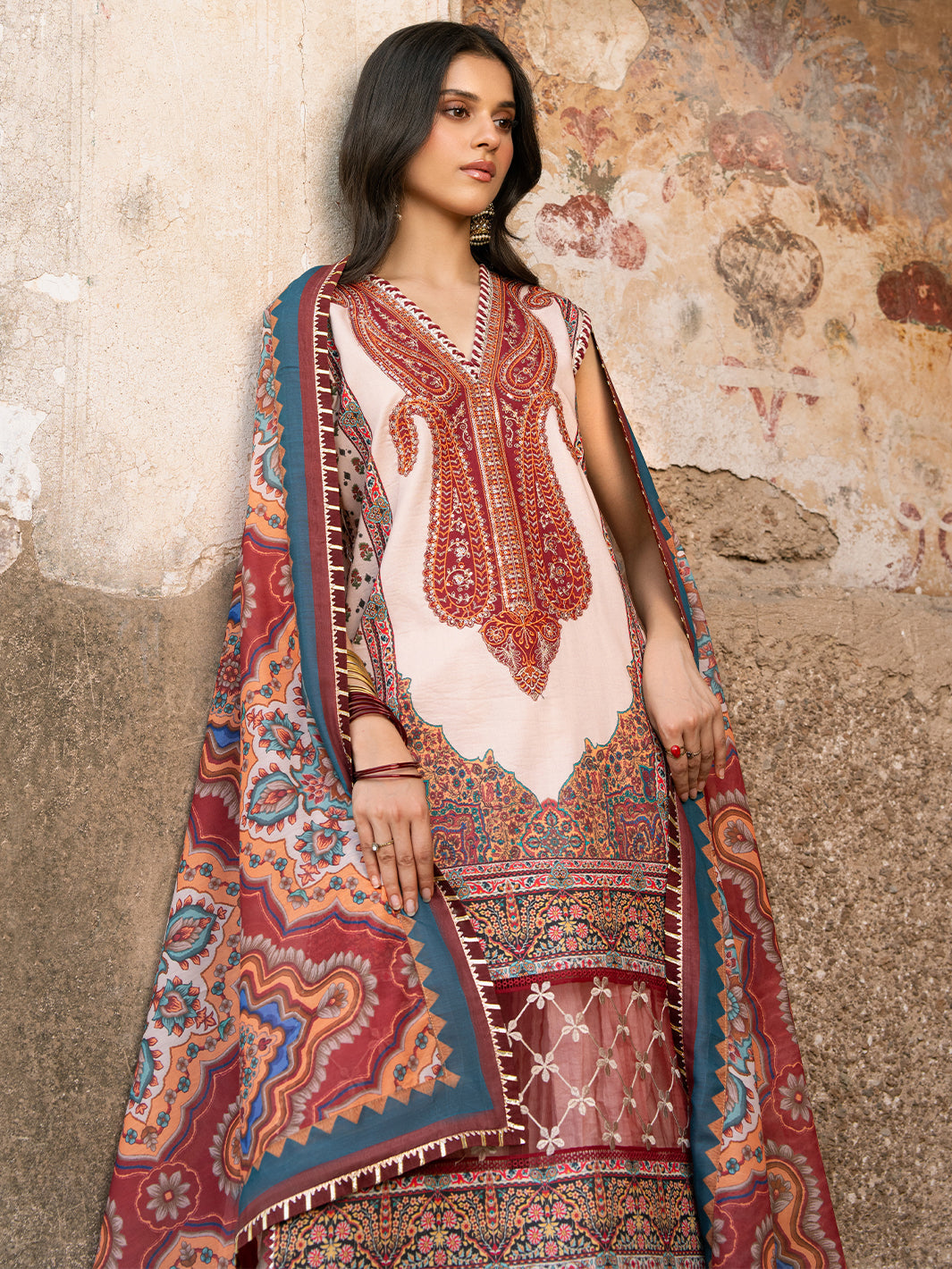 Bin Ilyas | Naqsh Naaz Luxury Lawn 25 | 2083 - A - House Of Hania
