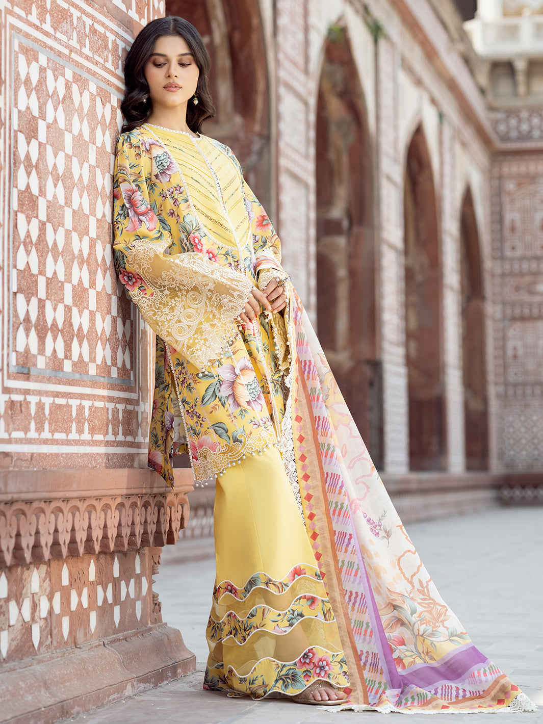 Bin Ilyas | Naqsh Naaz Luxury Lawn 25 | 2085 - A - House Of Hania