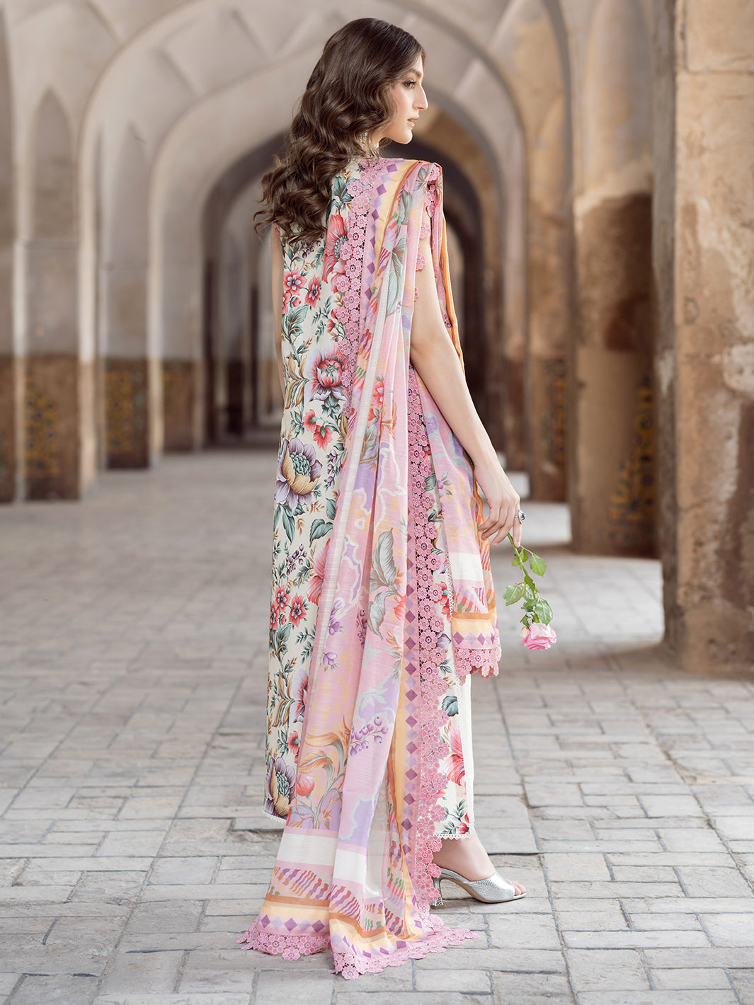 Bin Ilyas | Naqsh Naaz Luxury Lawn 25 | 2085 - C - House Of Hania
