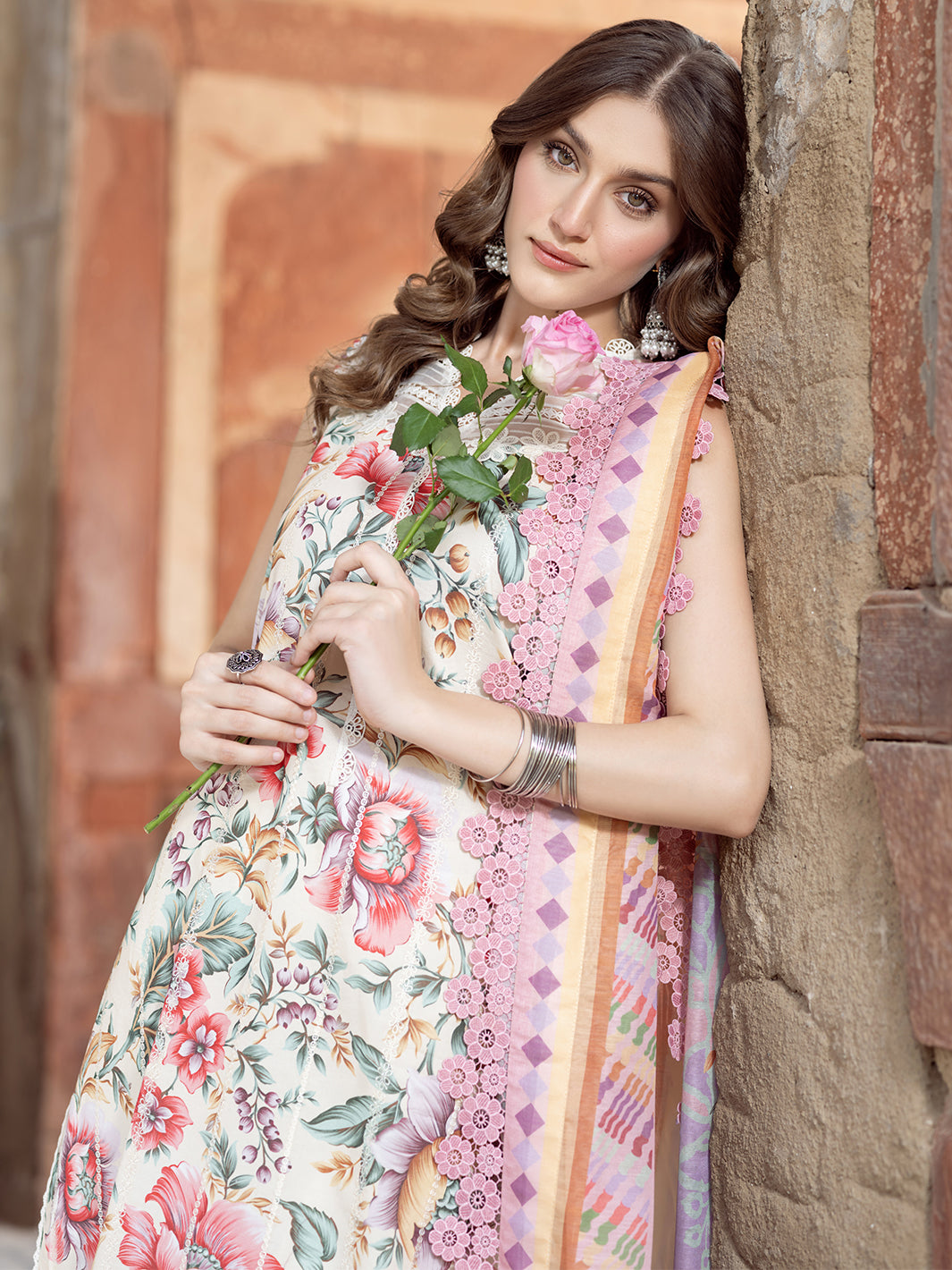 Bin Ilyas | Naqsh Naaz Luxury Lawn 25 | 2085 - C - House Of Hania