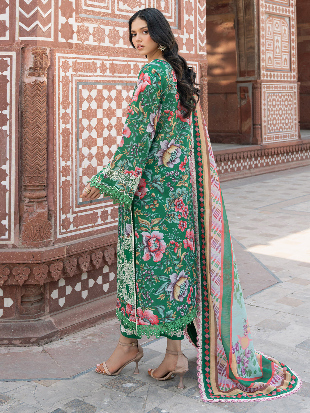 Bin Ilyas | Naqsh Naaz Luxury Lawn 25 | 2085 - D - House Of Hania