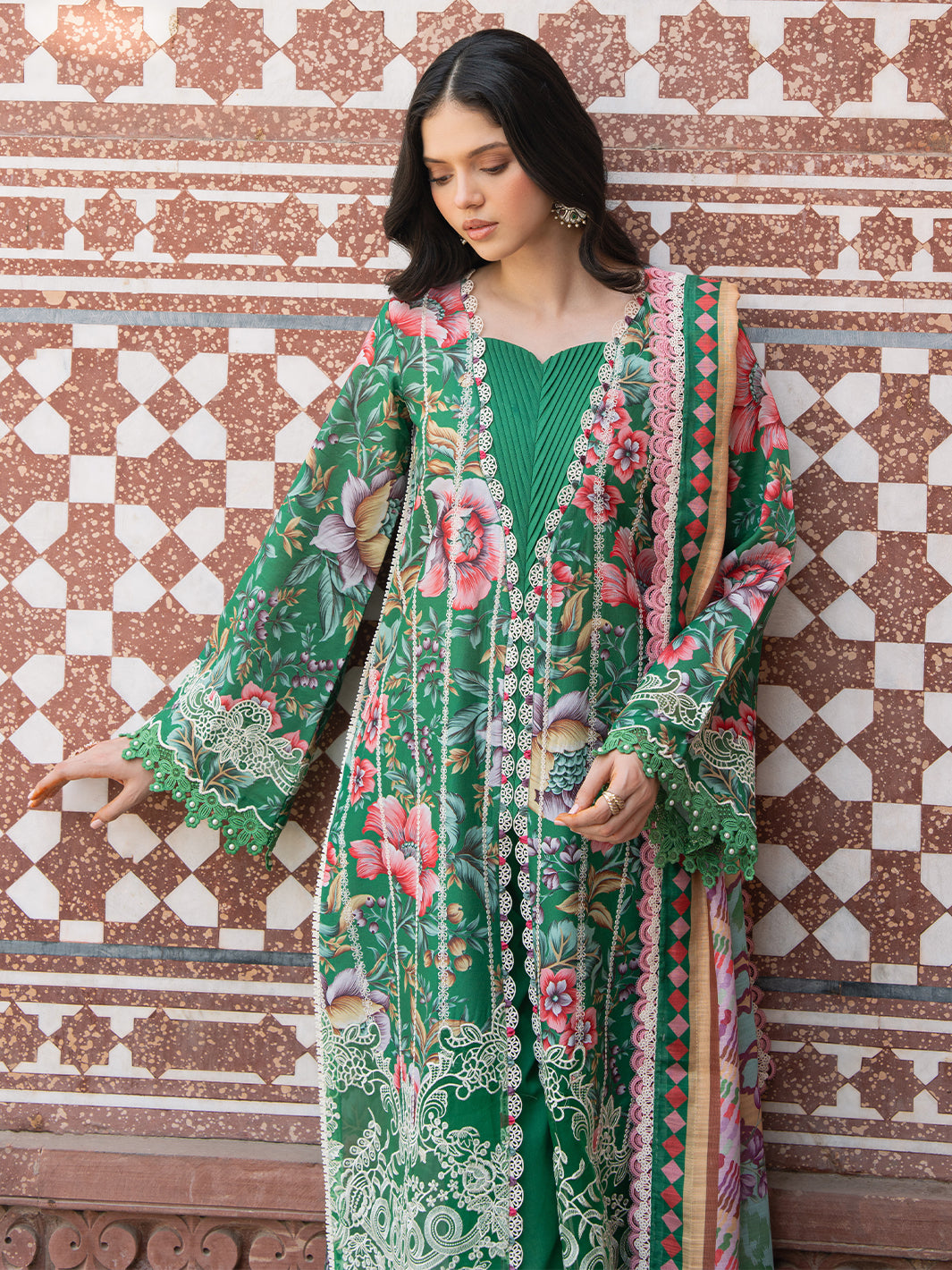 Bin Ilyas | Naqsh Naaz Luxury Lawn 25 | 2085 - D - House Of Hania