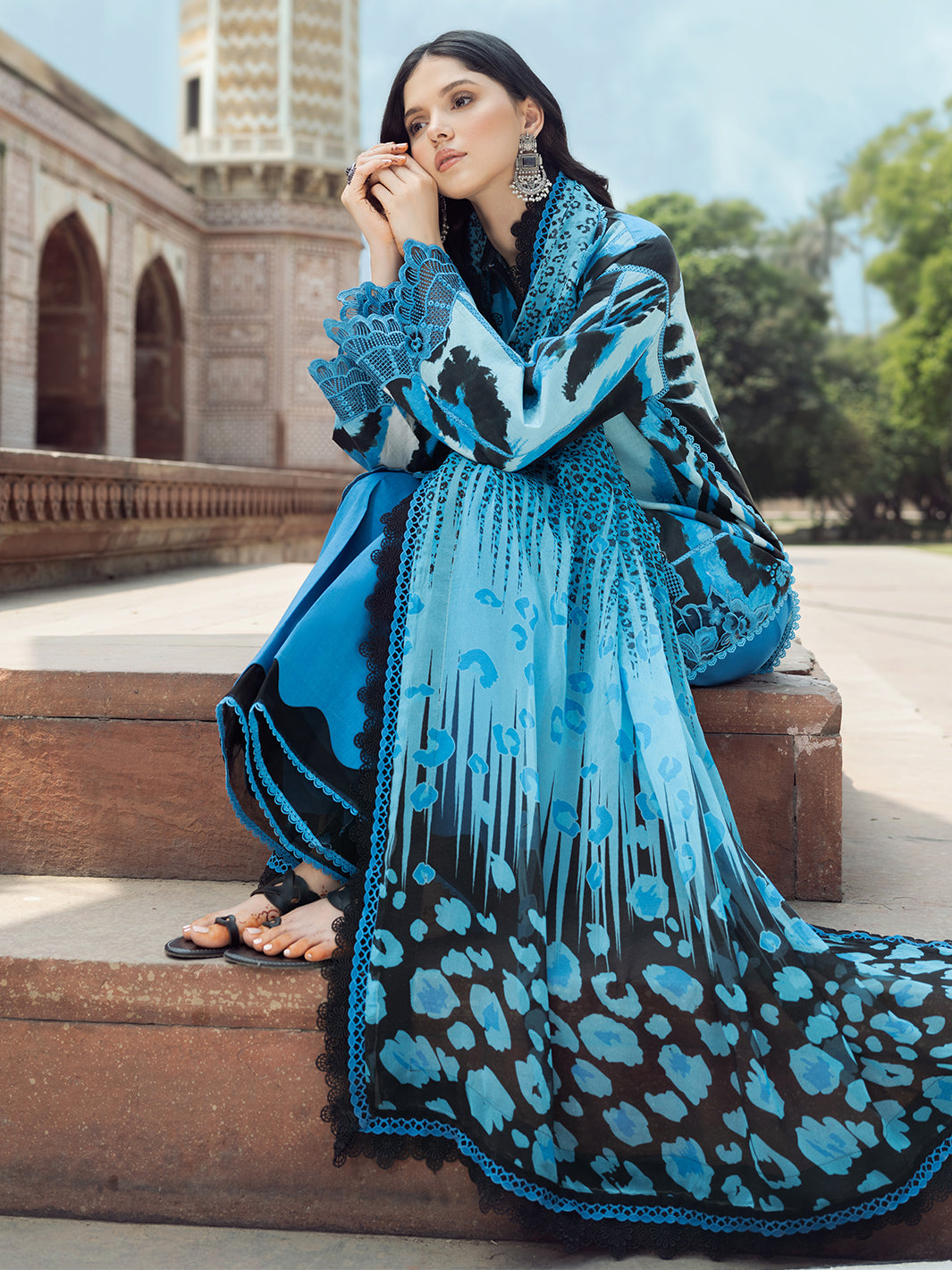 Bin Ilyas | Naqsh Naaz Luxury Lawn 25 | 2086 - D - House Of Hania