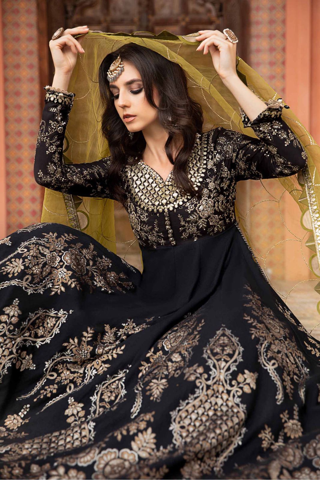 Black - House Of Hania