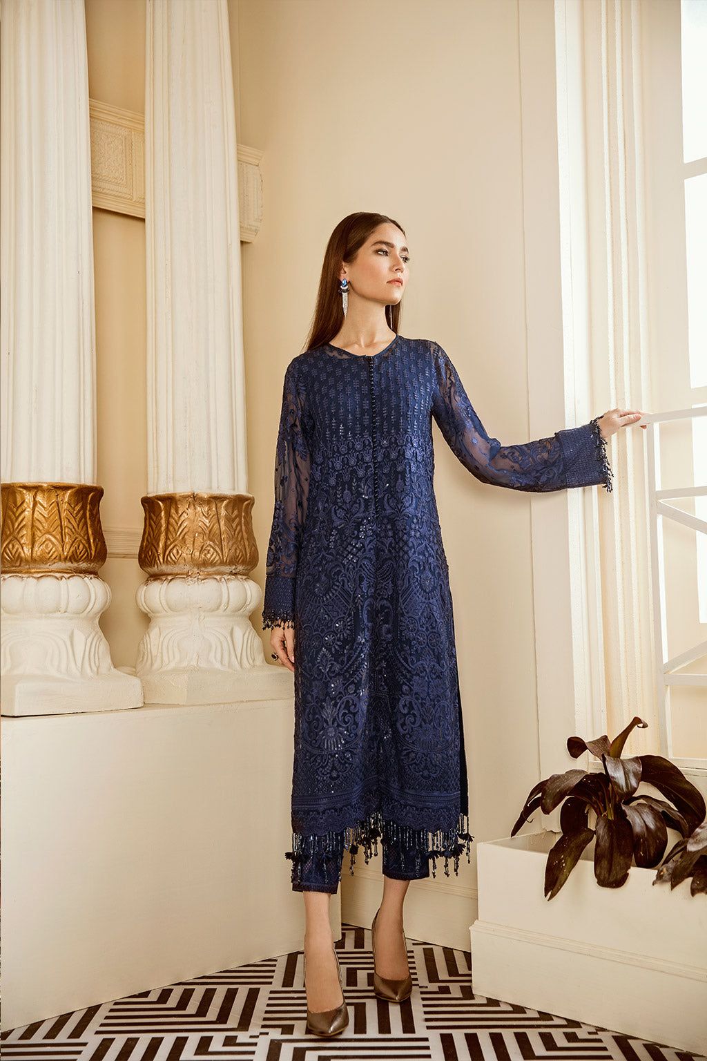 CH06-02 - House Of Hania