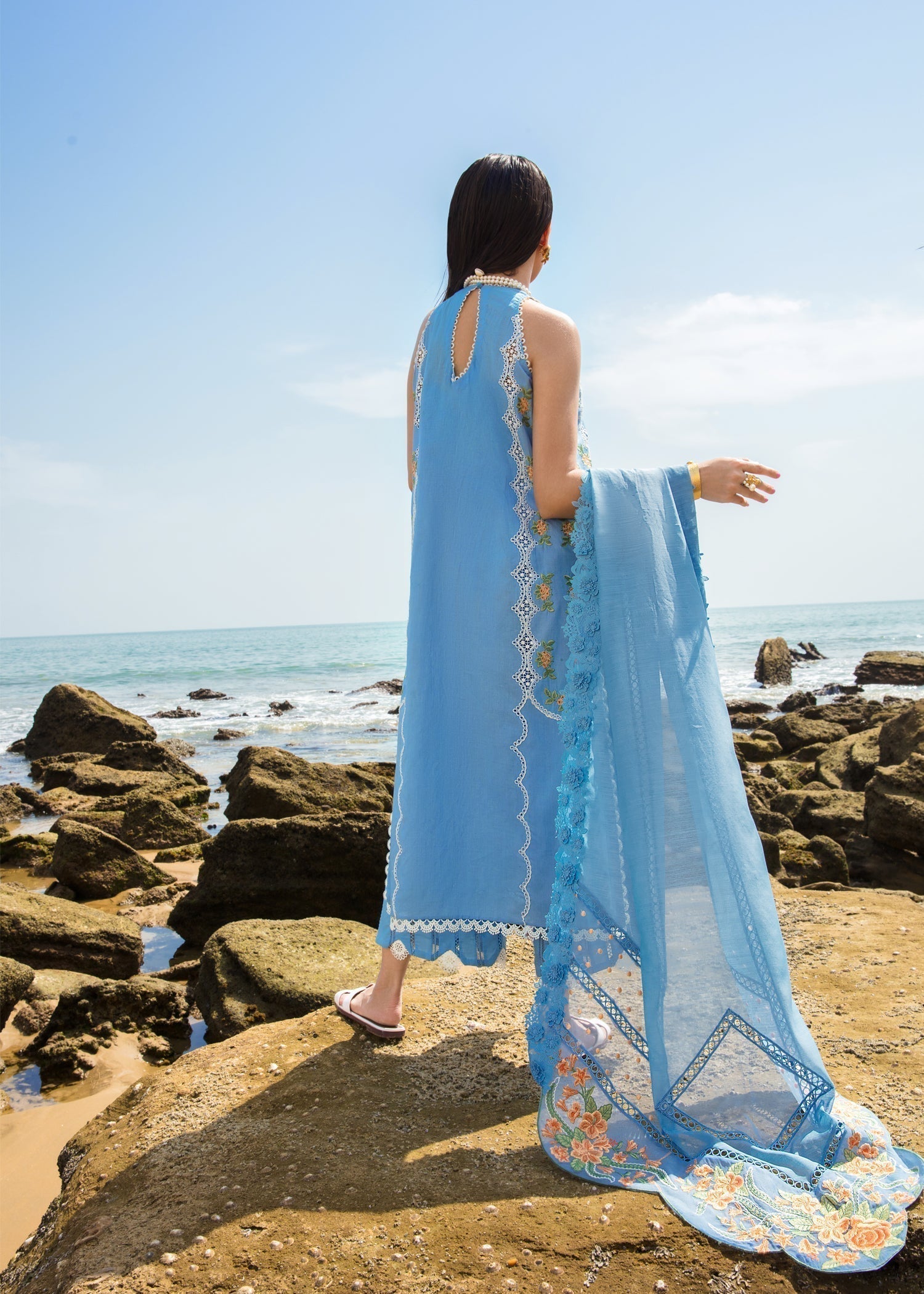 CRIMSON Embroidered Lawn Spring Blooms - D3 A - House Of Hania