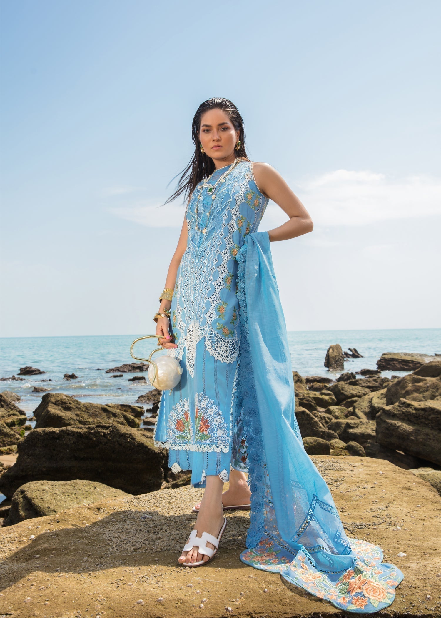 CRIMSON Embroidered Lawn Spring Blooms - D3 A - House Of Hania