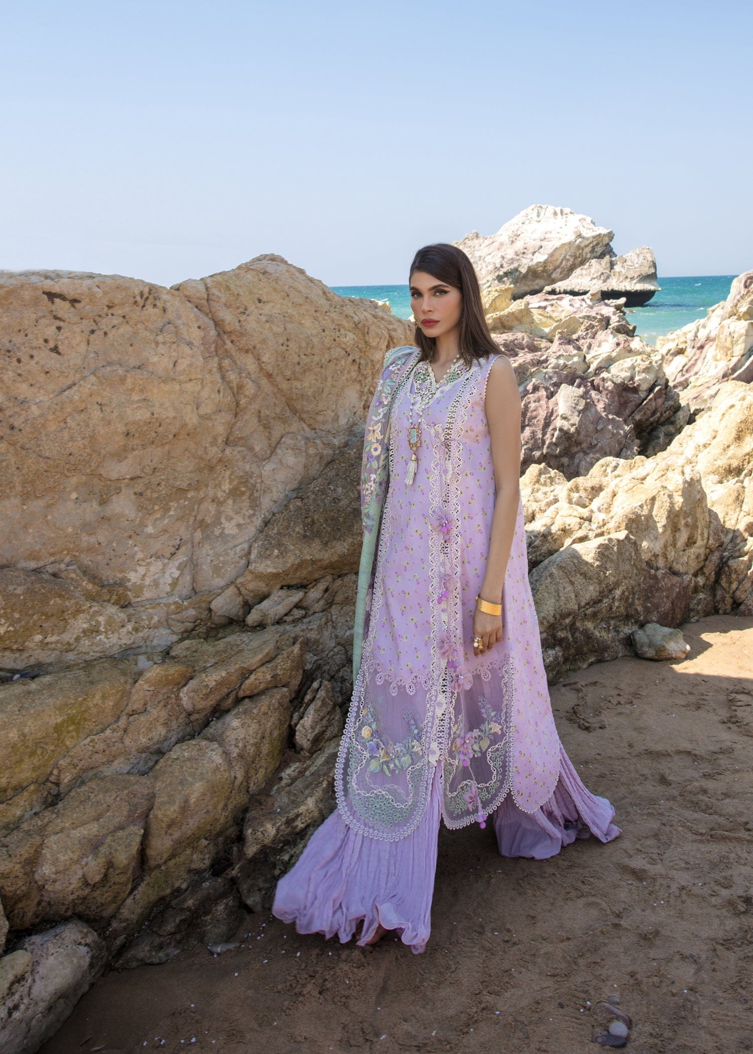 CRIMSON LUXURY LAWN SUMMER POSETTES - D2 B - House Of Hania