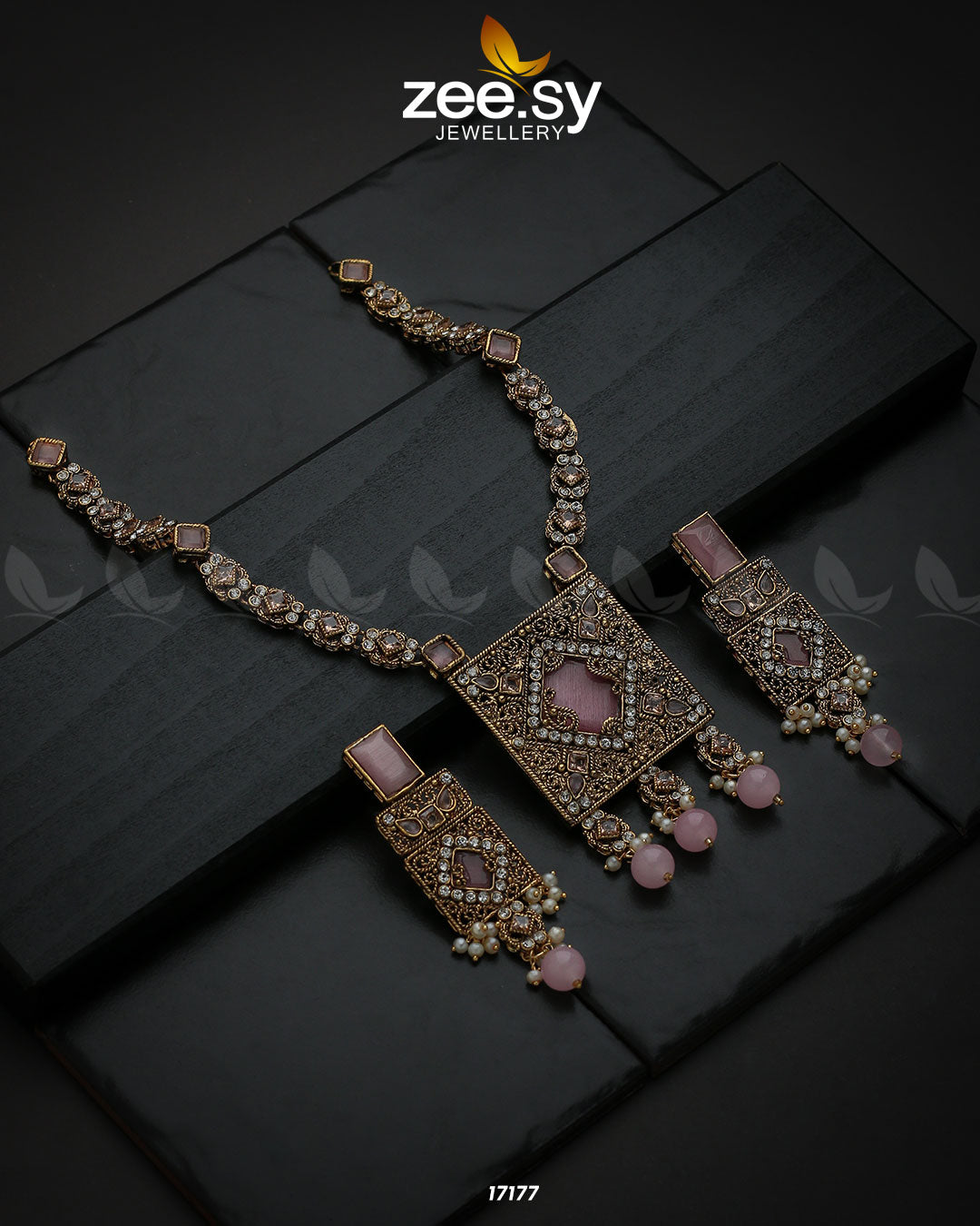 Captivating Crystals Necklace - House Of Hania