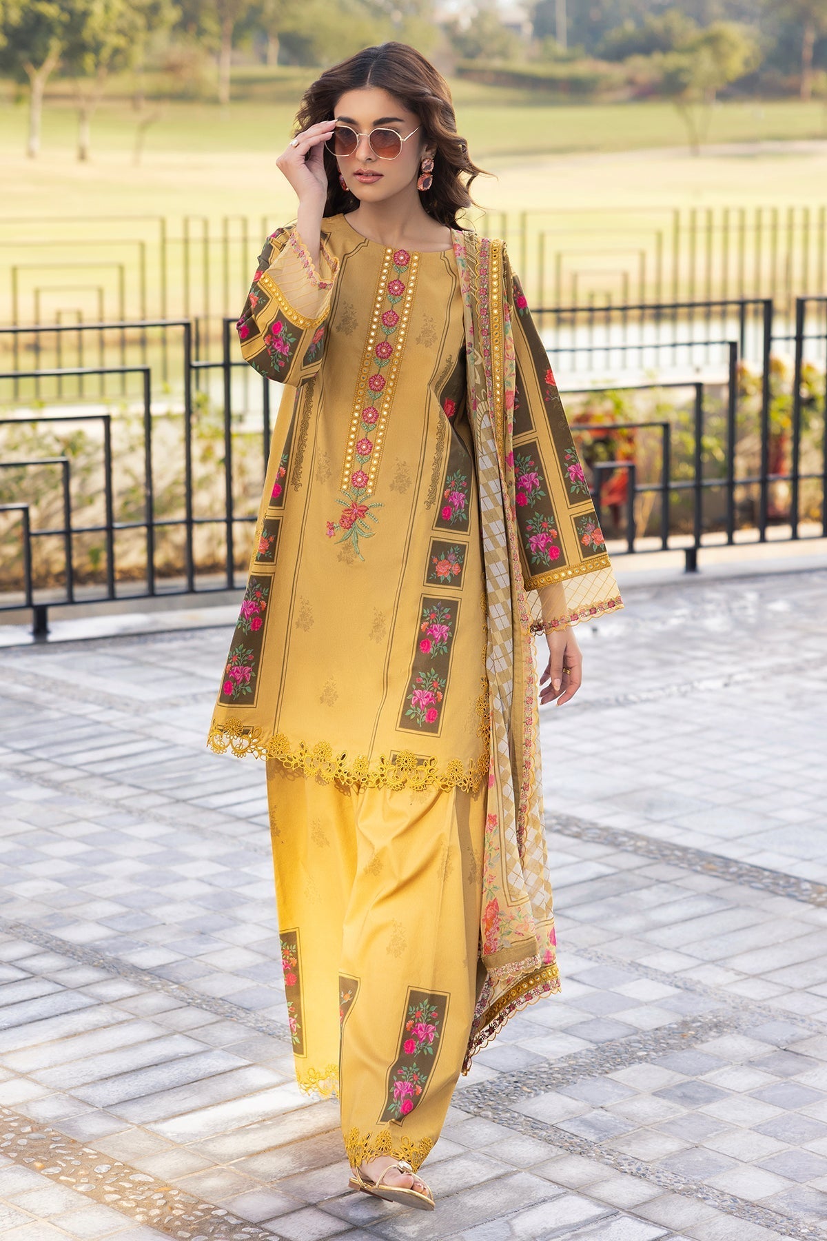 Charizma | Aniq Lawn | AN6-03 - House Of Hania
