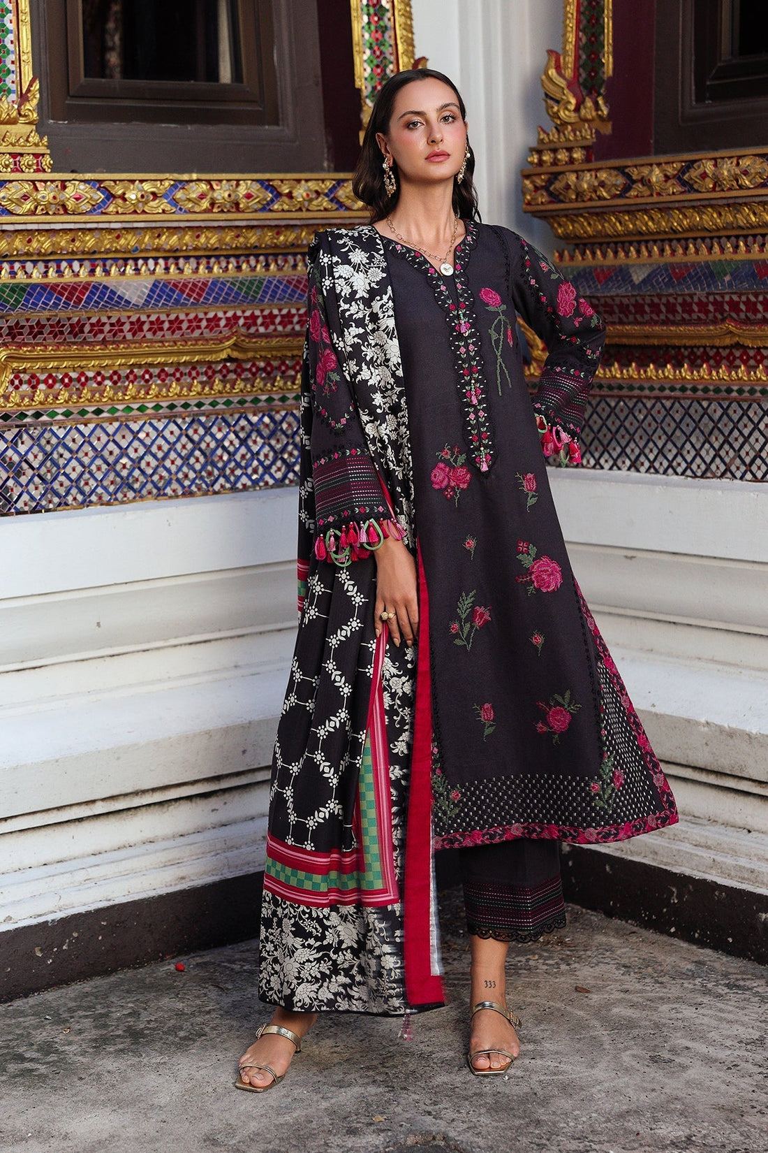 Charizma | Poshima Winters 25 |  3-pc Wool Shawl Collection PSW5-05 - House Of Hania
