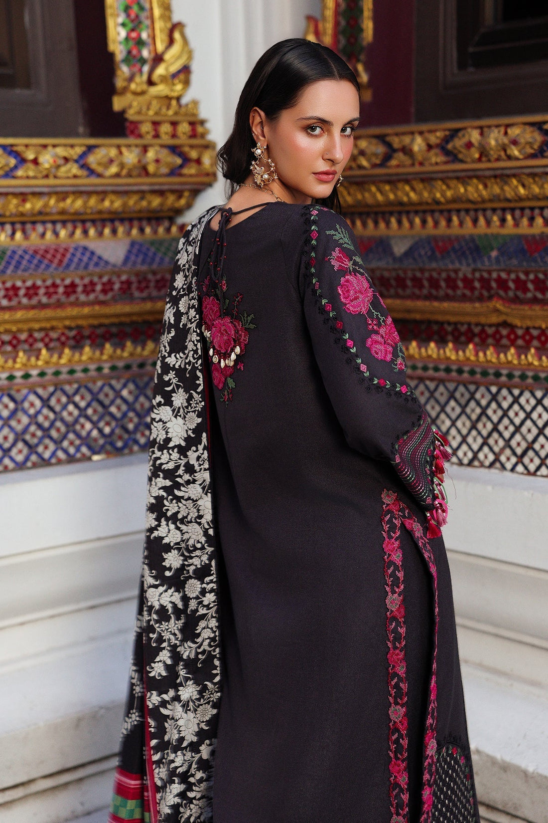 Charizma | Poshima Winters 25 |  3-pc Wool Shawl Collection PSW5-05 - House Of Hania