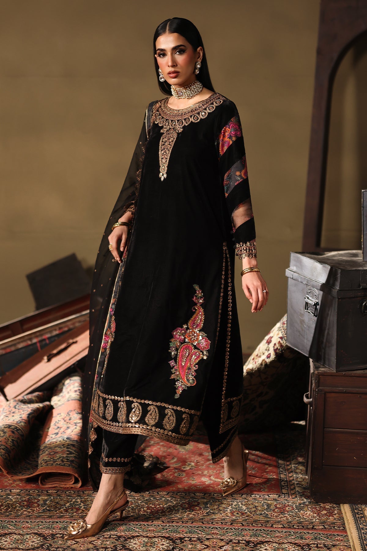 Charizma | Signora Velvet 25 | CVT5-01 - House Of Hania