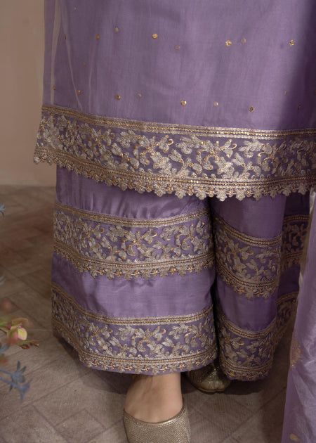 Charming - House Of Hania
