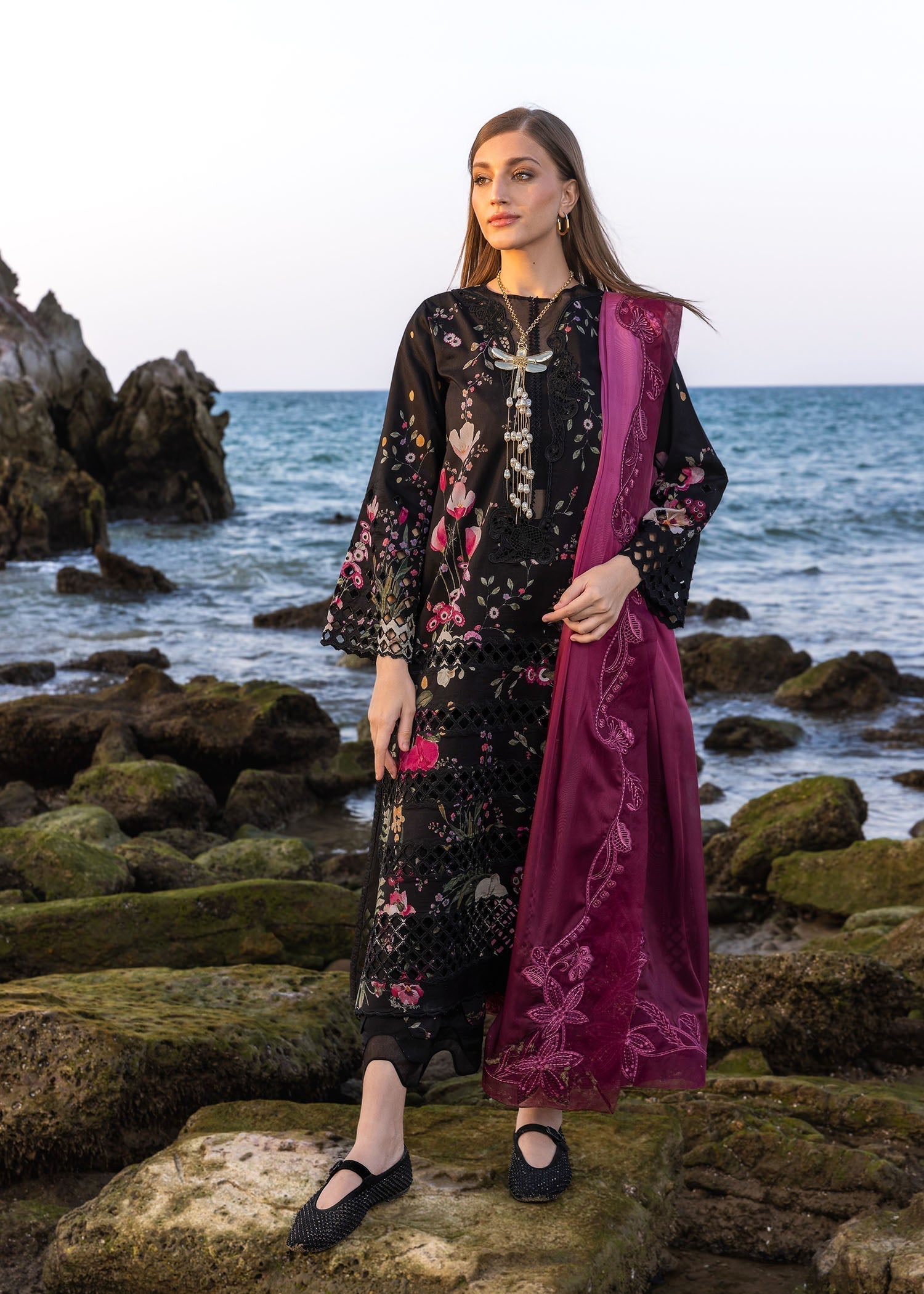 Crimson | Floe by Crimson | Bloom Bold - D4 B - House Of Hania