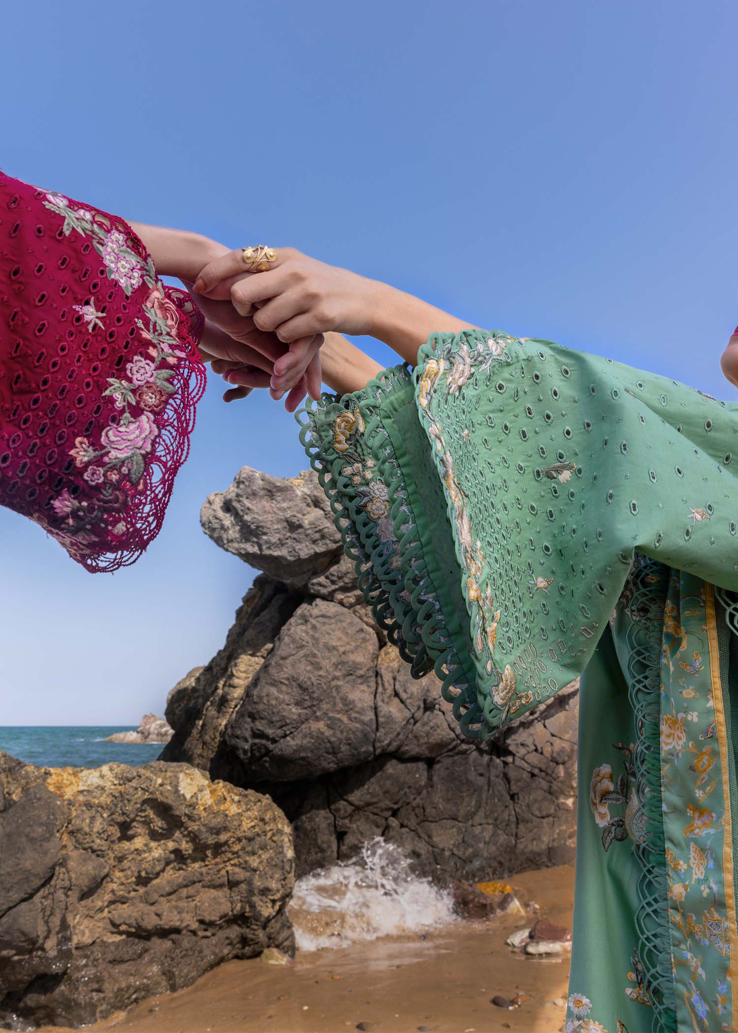 Crimson | Floe by Crimson | Parsi Threads - D5 B - House Of Hania