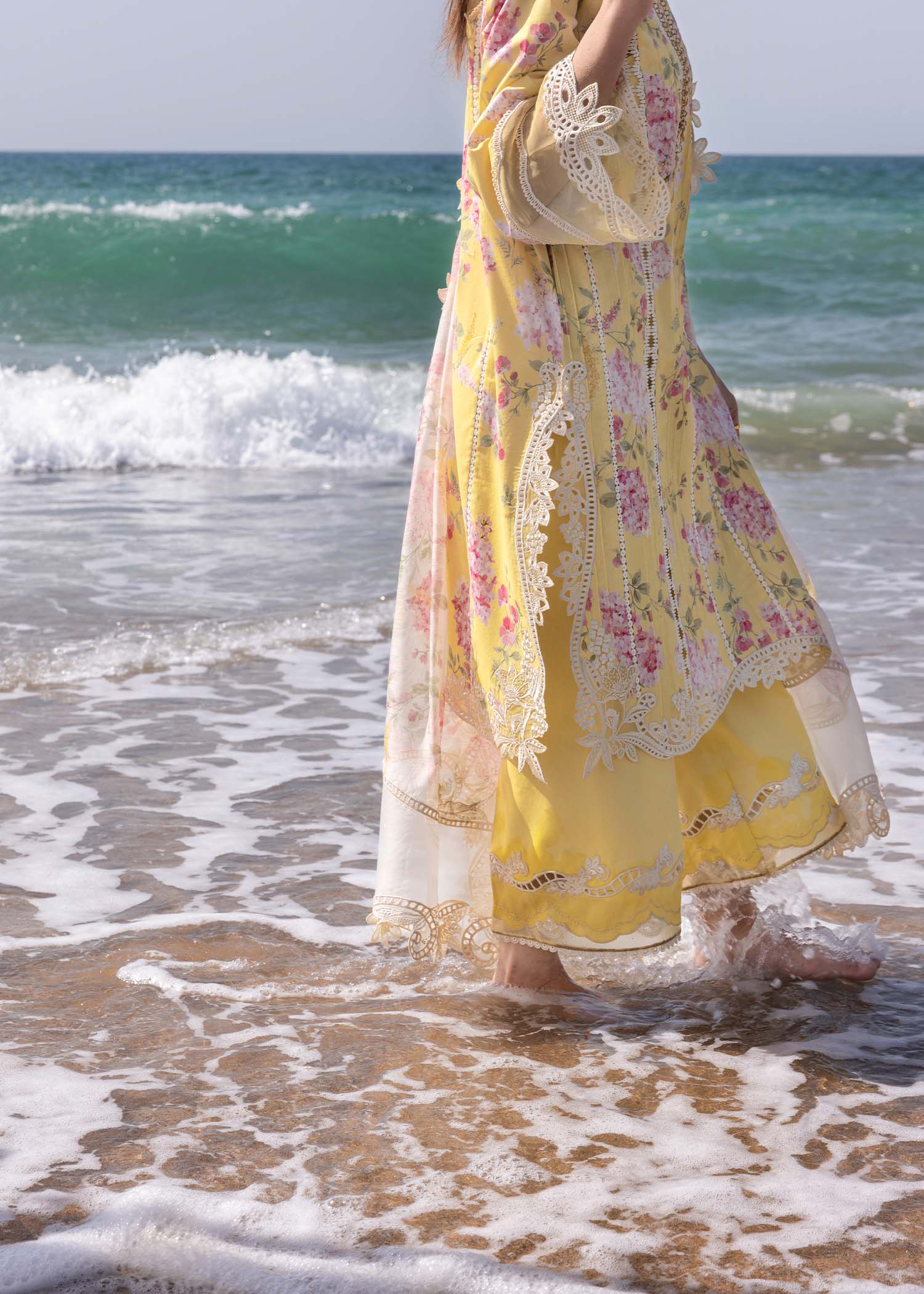 Crimson | Floe by Crimson | Who'S That Girl - D3 A - House Of Hania