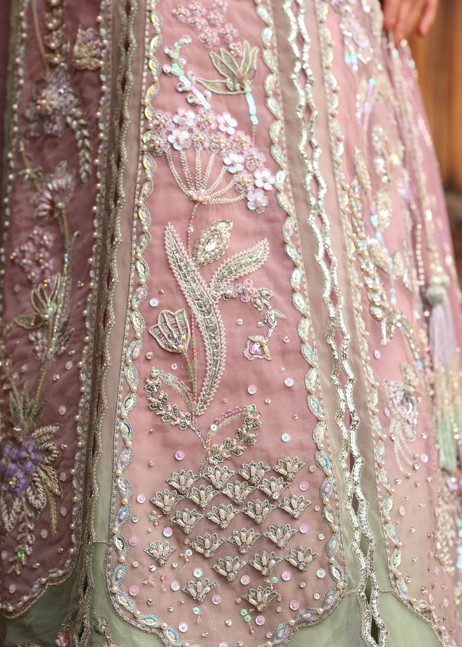 Crimson | JHILMIL | TILSAM - House Of Hania