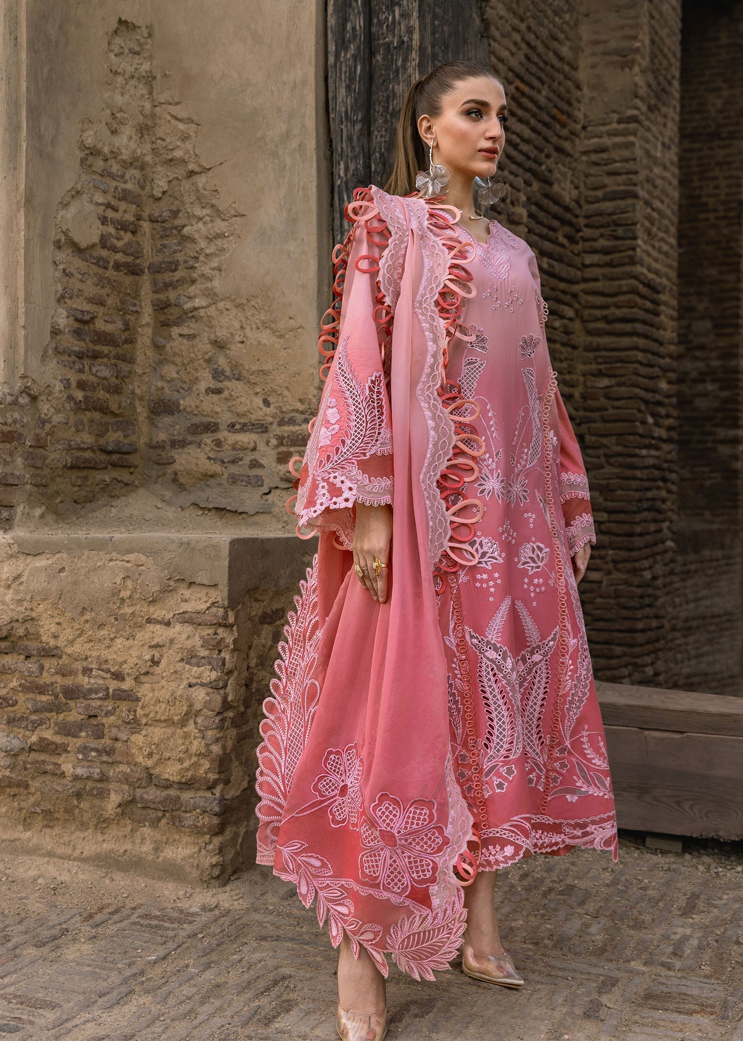 Crimson | Tasawar 25 | ALL THINGS OMBRE - D1B - House Of Hania