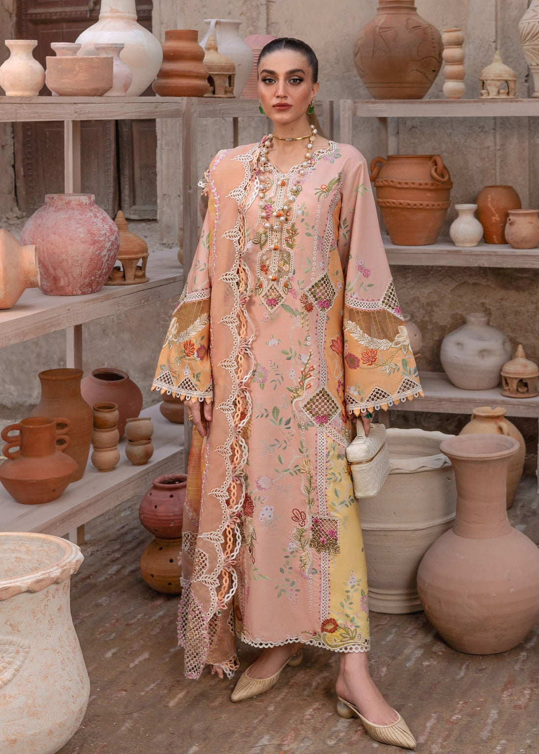 Crimson | Tasawar 25 | BONJOUR AND BLOOM - D4B - House Of Hania