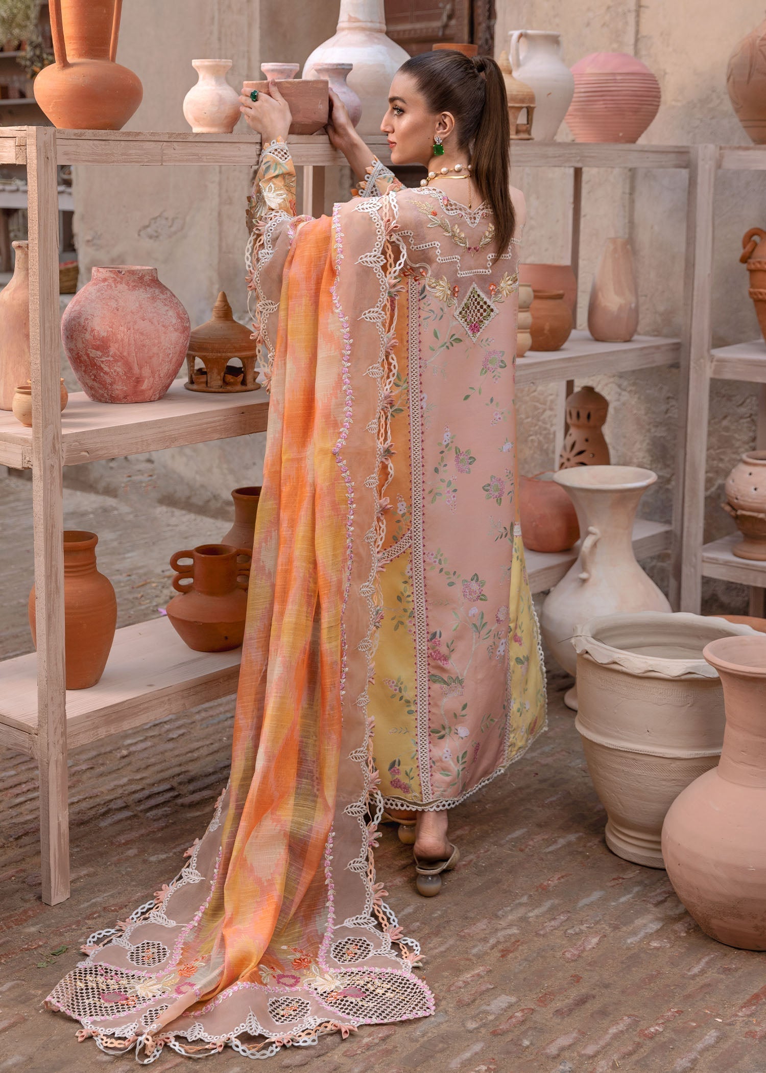 Crimson | Tasawar 25 | BONJOUR AND BLOOM - D4B - House Of Hania