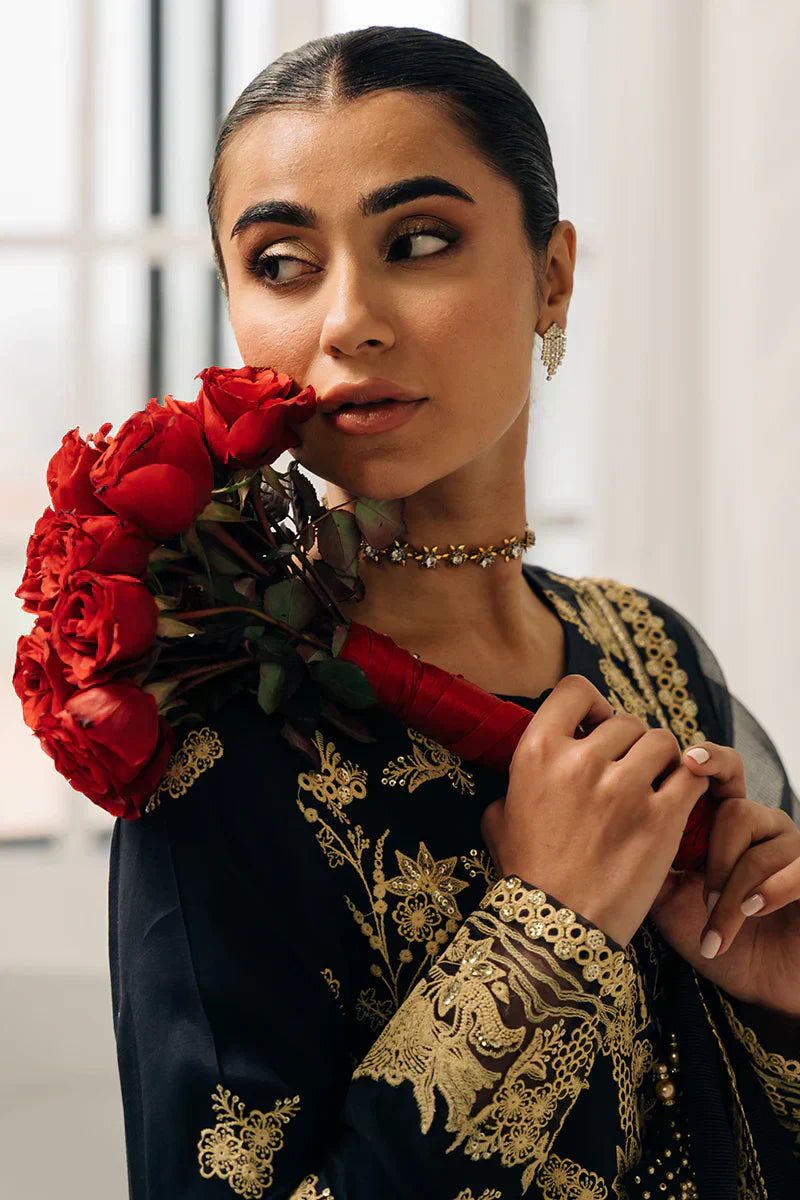 Cross Stitch | Luxe Atelier 24 | Charcoal Tint - House Of Hania