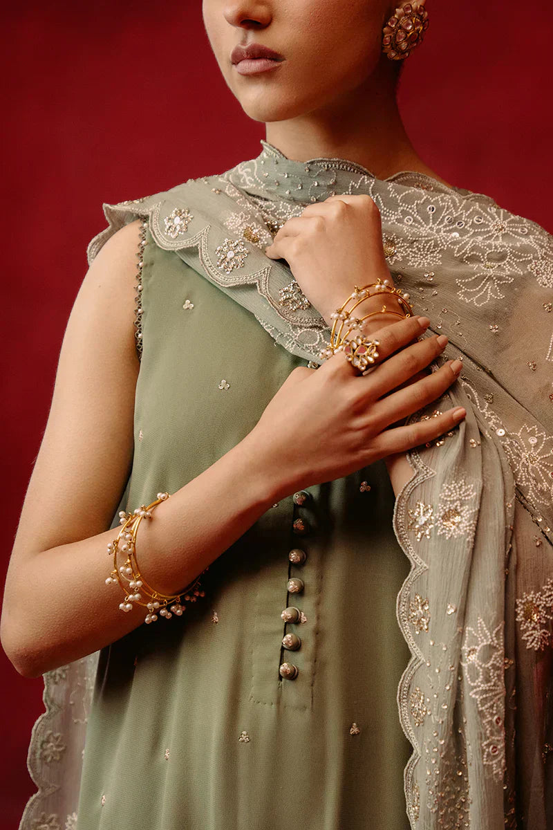 Cross Stitch | Luxe Atelier 24 | Whisper Spray - House Of Hania