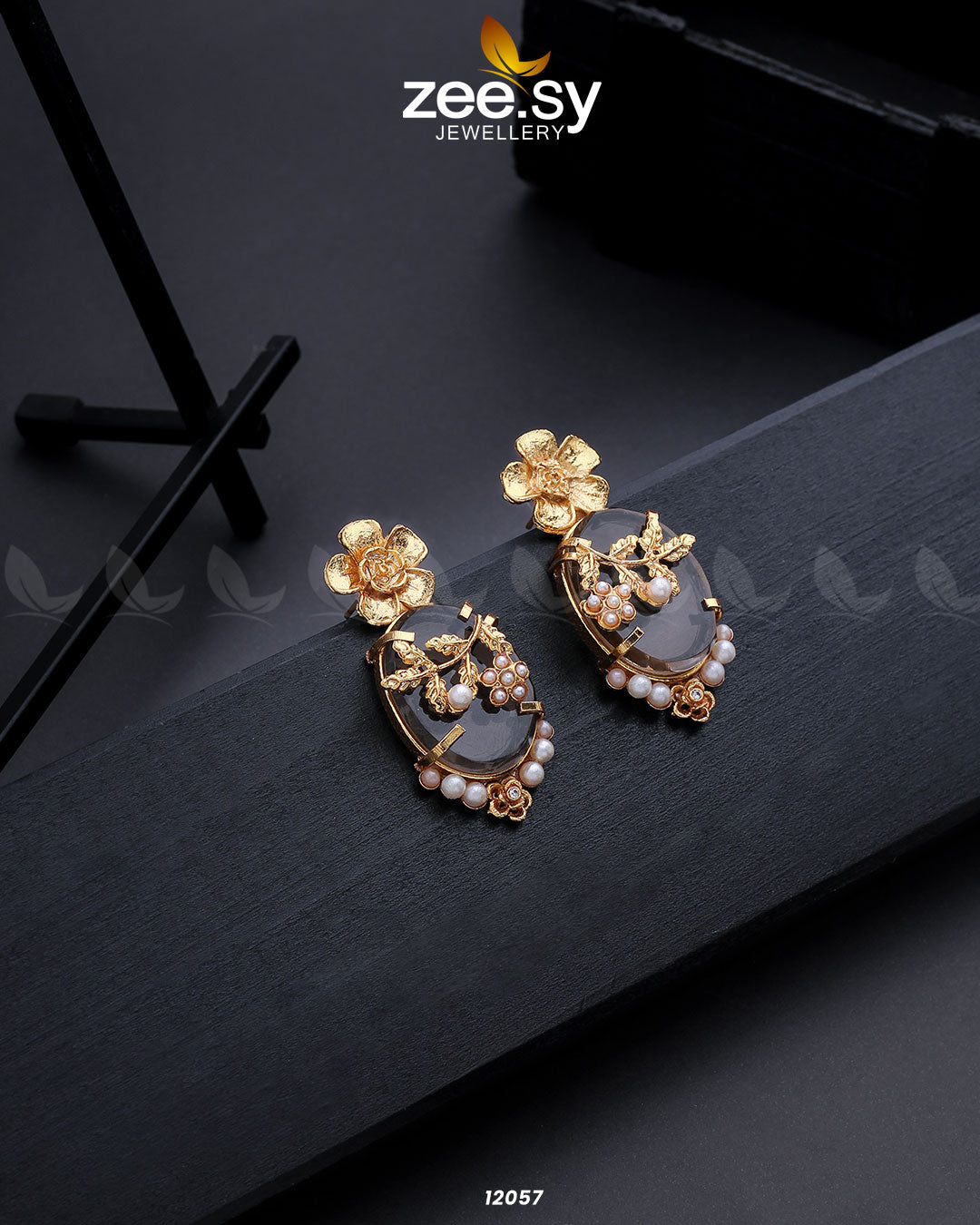 Crystal Glow Earrings - House Of Hania
