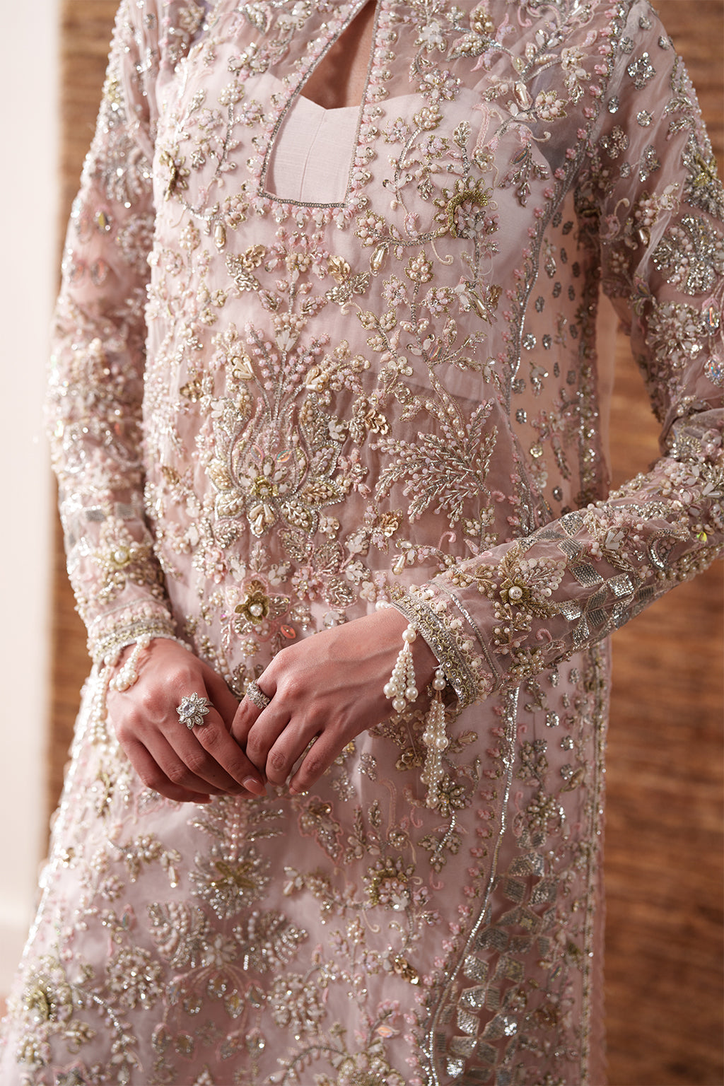 Emaan Adeel Pearl Essence S0485 embroidered organza suit in blush pink — embroidery close-up